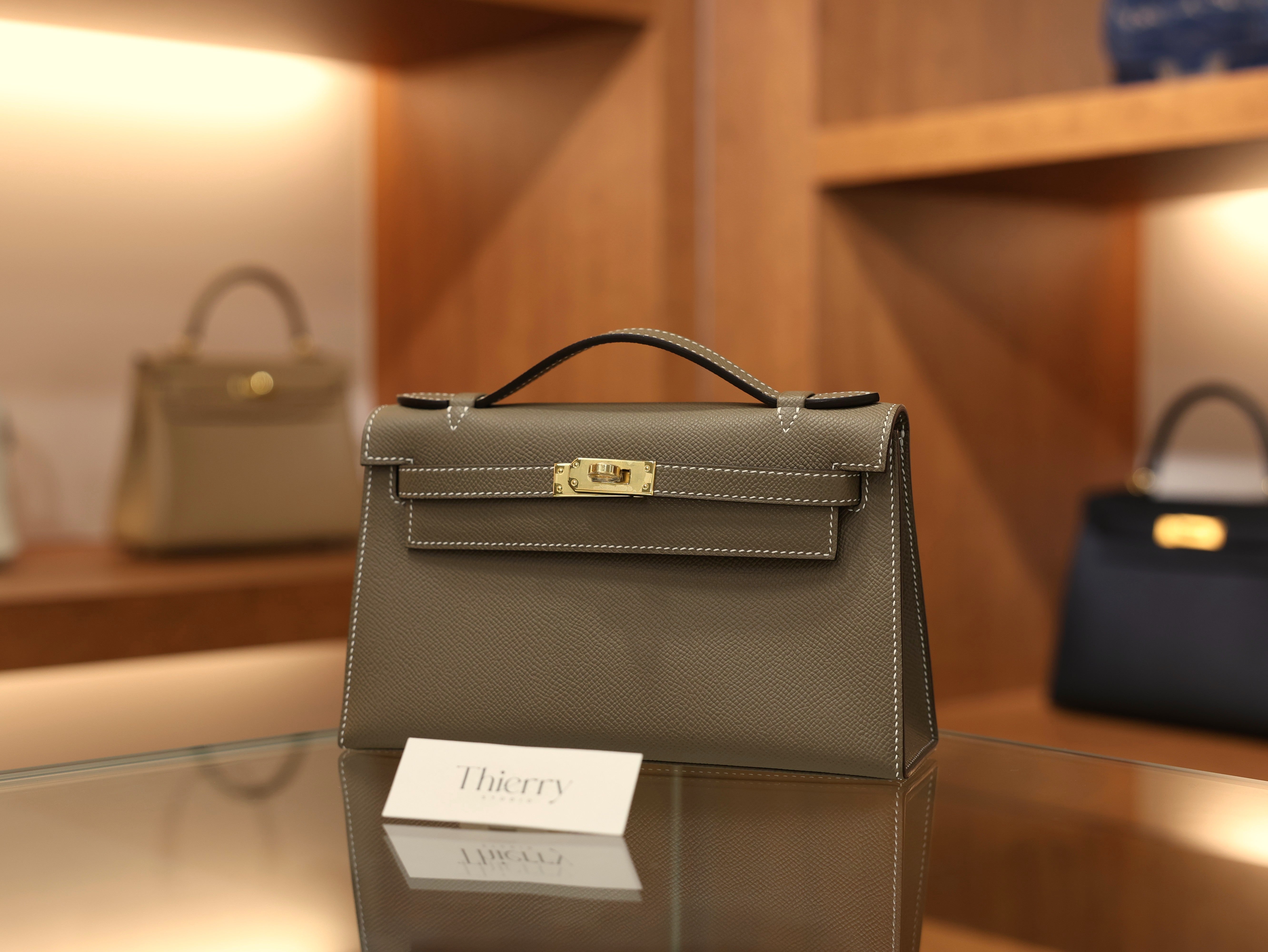 Kelly pochette epsom etoupe GHW (HSS)
