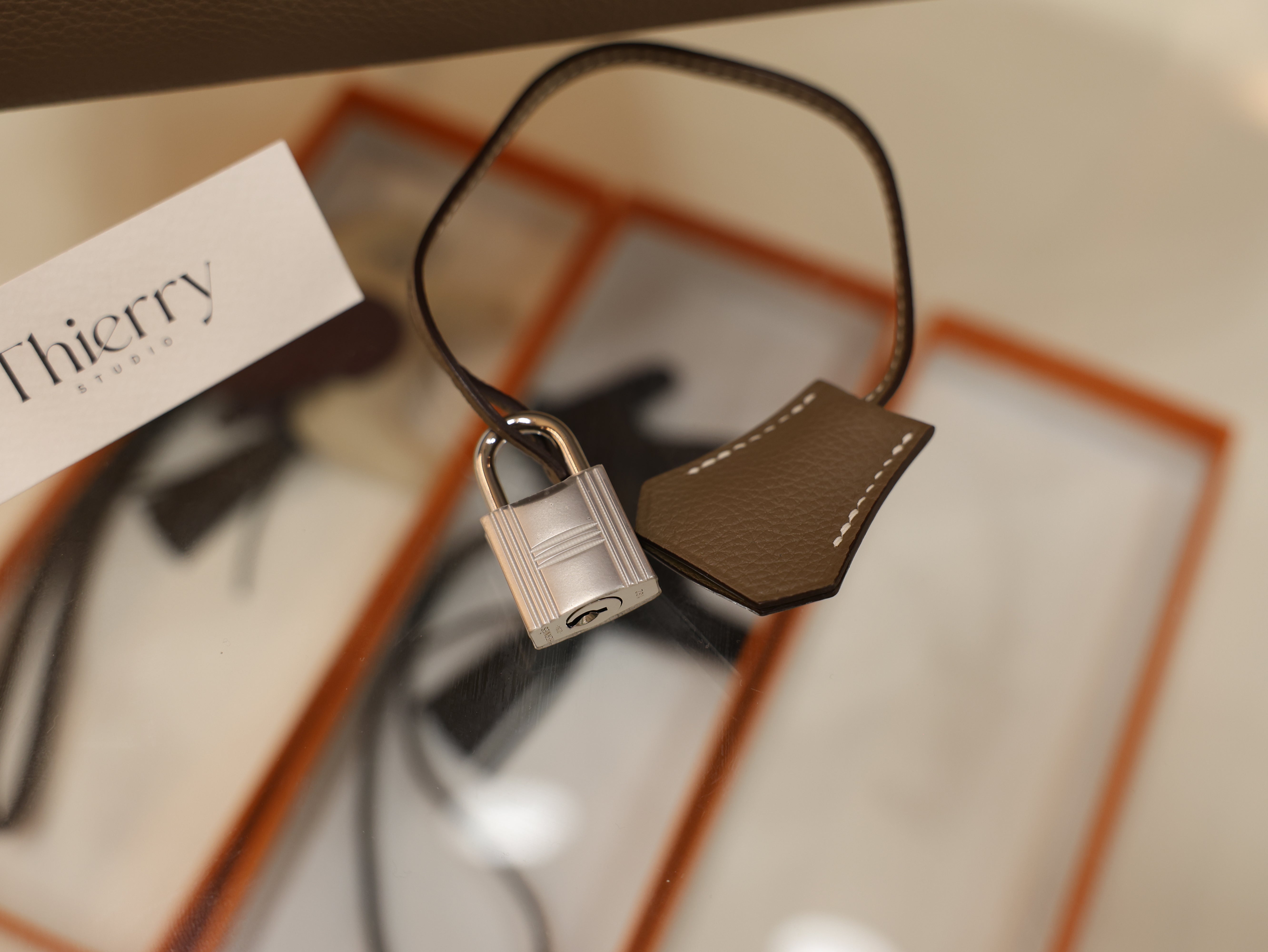 Birkin 30 togo etoupe PHW