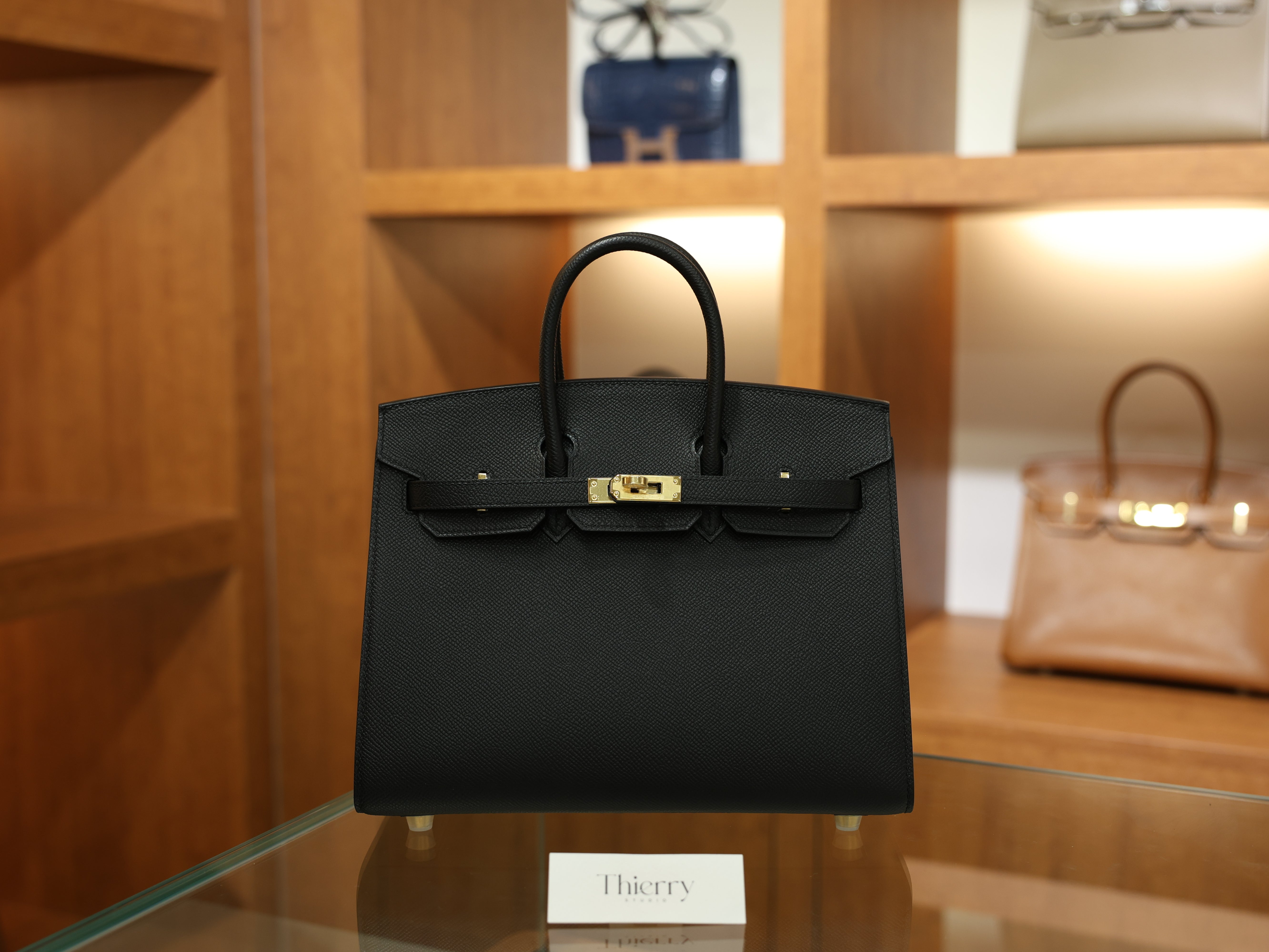 Birkin 25 epsom sellier black GHW