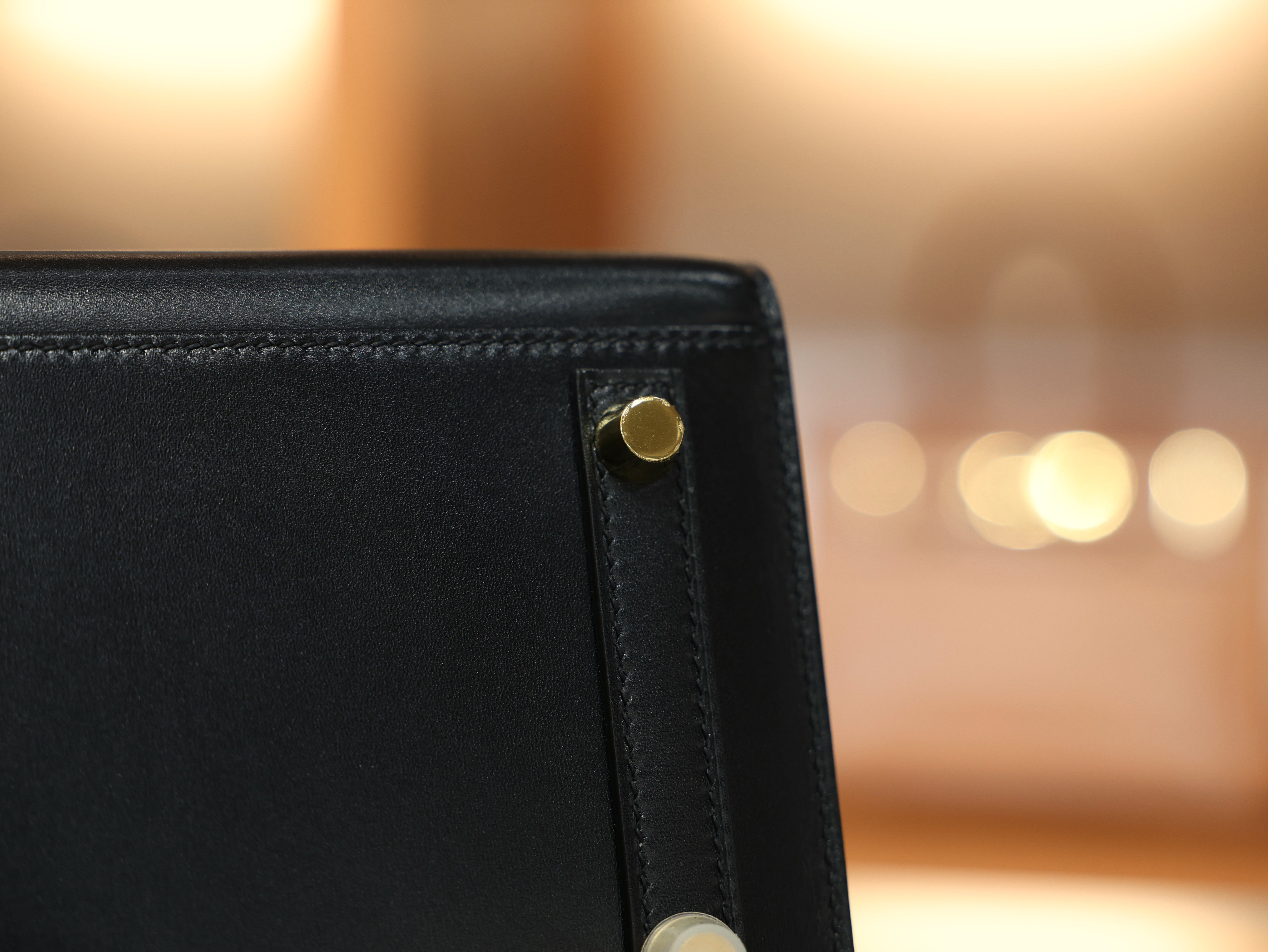 Brikin 25 box sellier black GHW