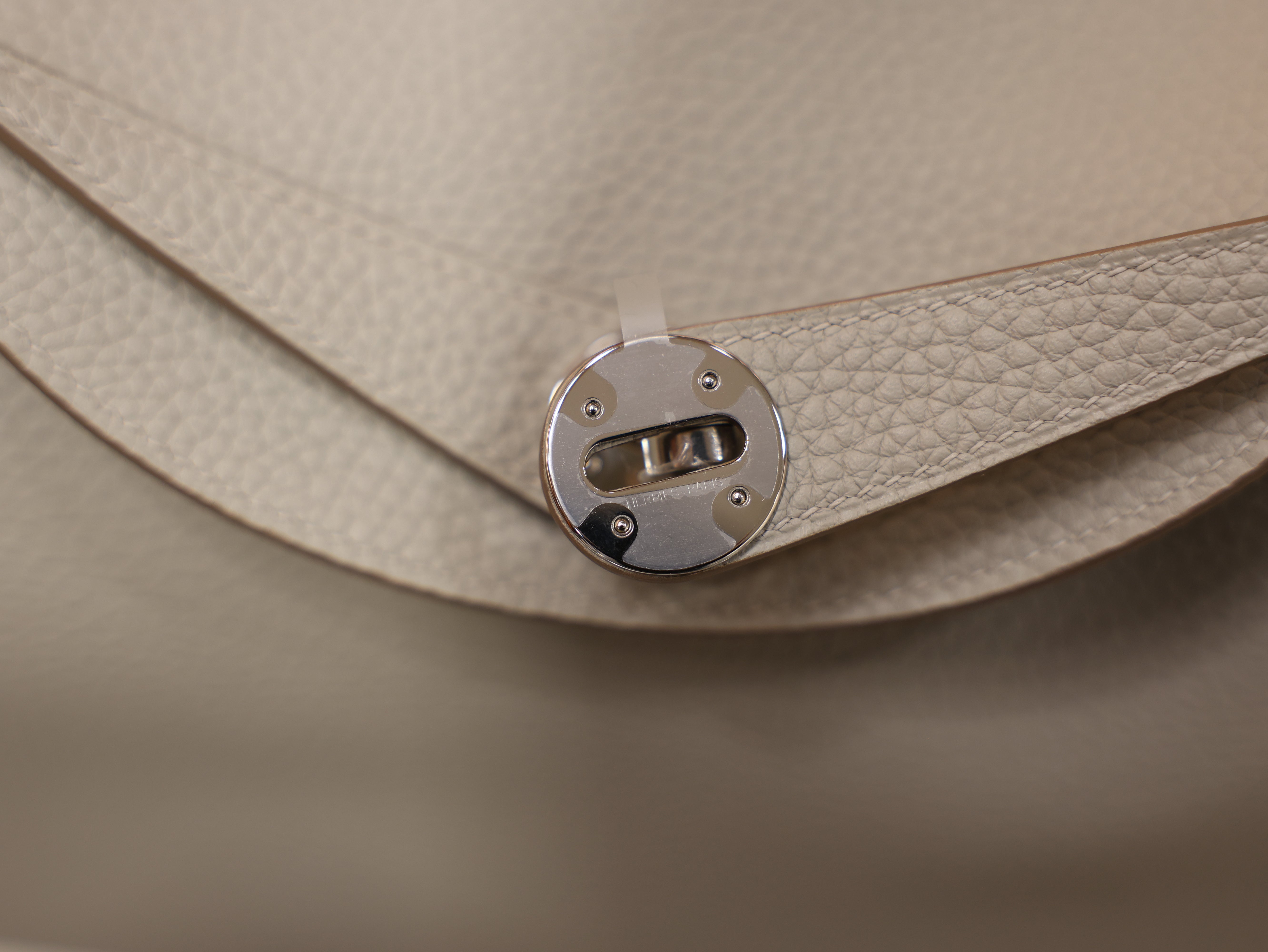Lindy 26 clemence gris perle PHW
