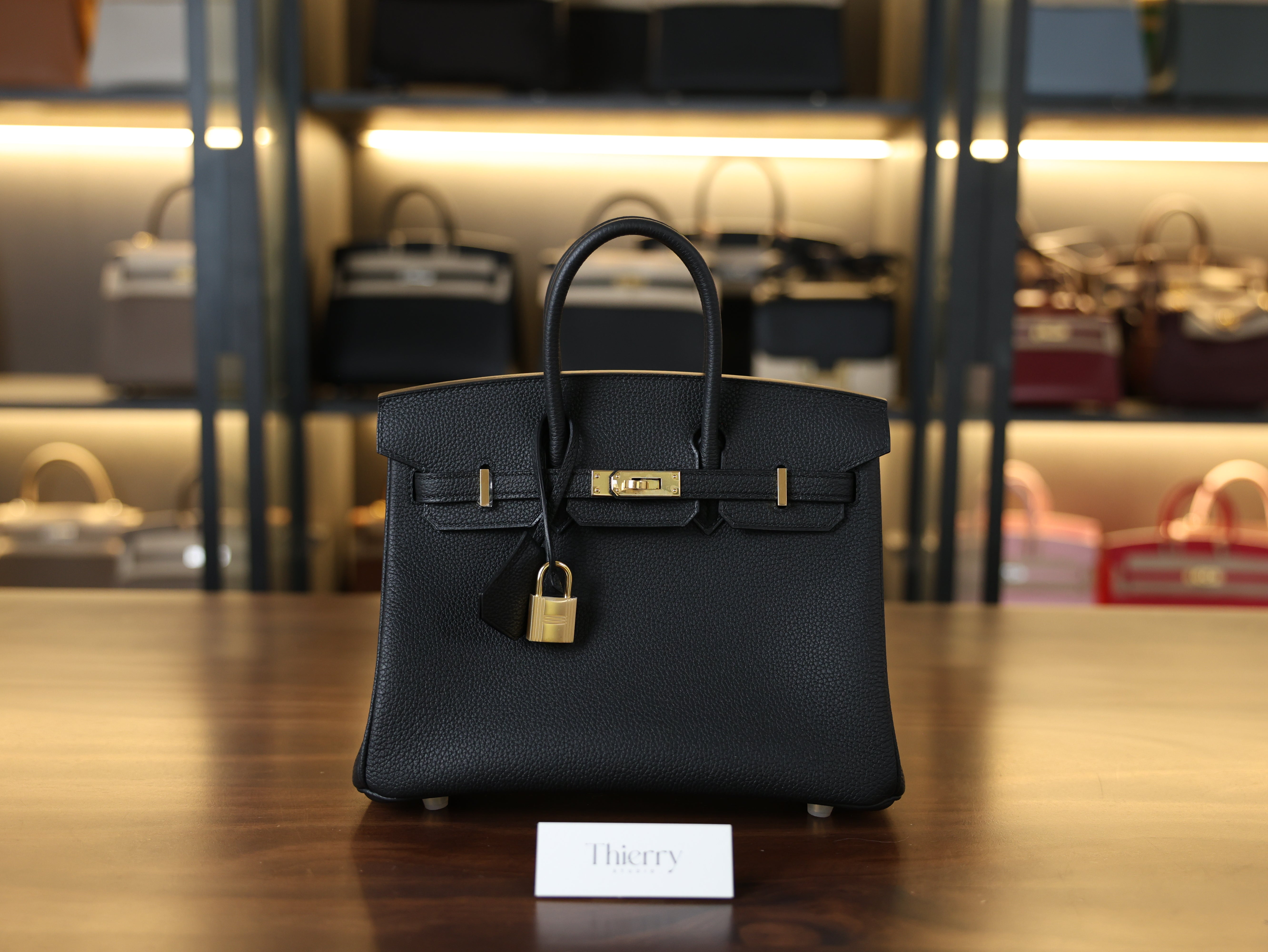 Birkin 25 togo black GHW