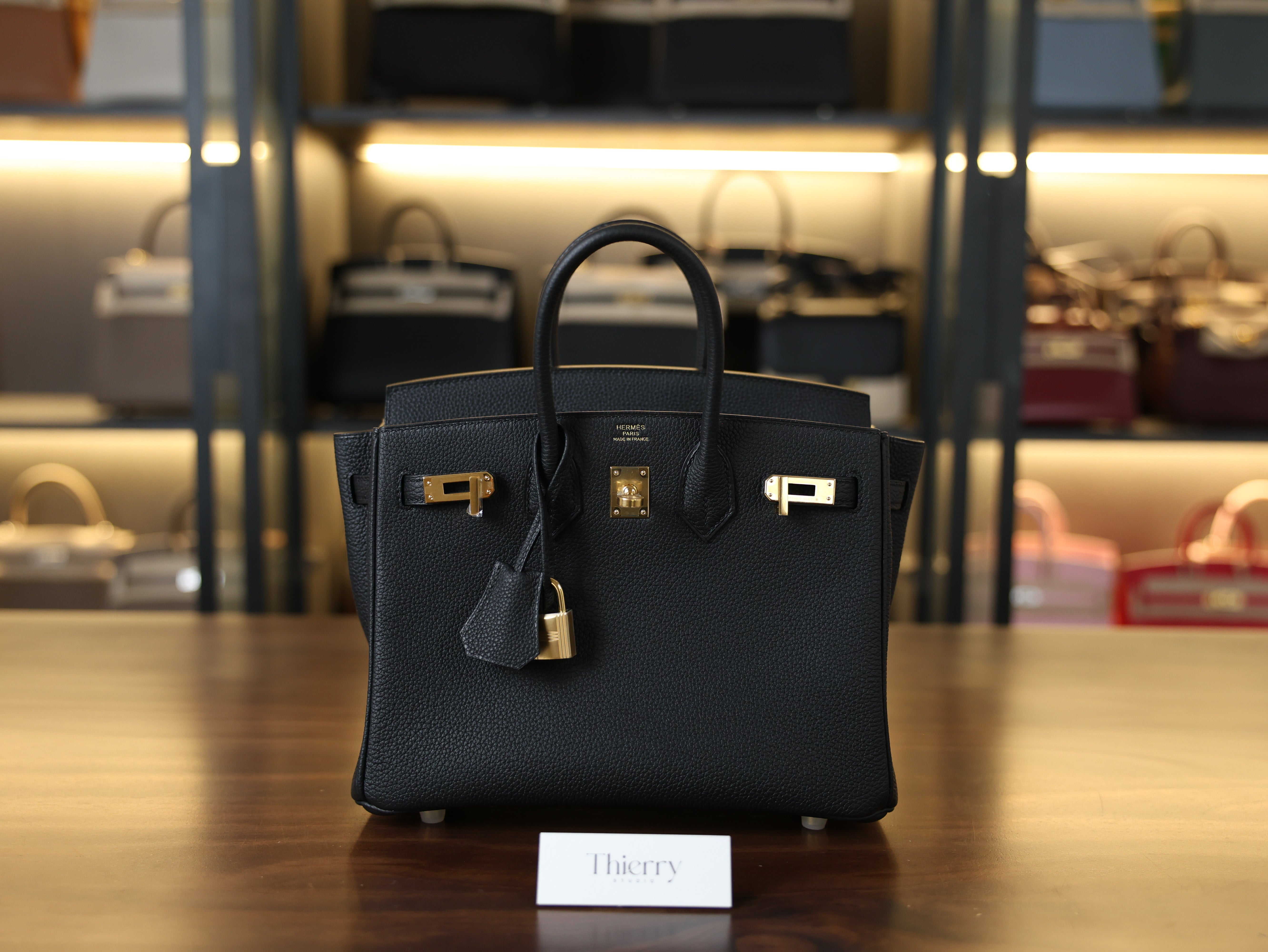 Birkin 25 togo black GHW