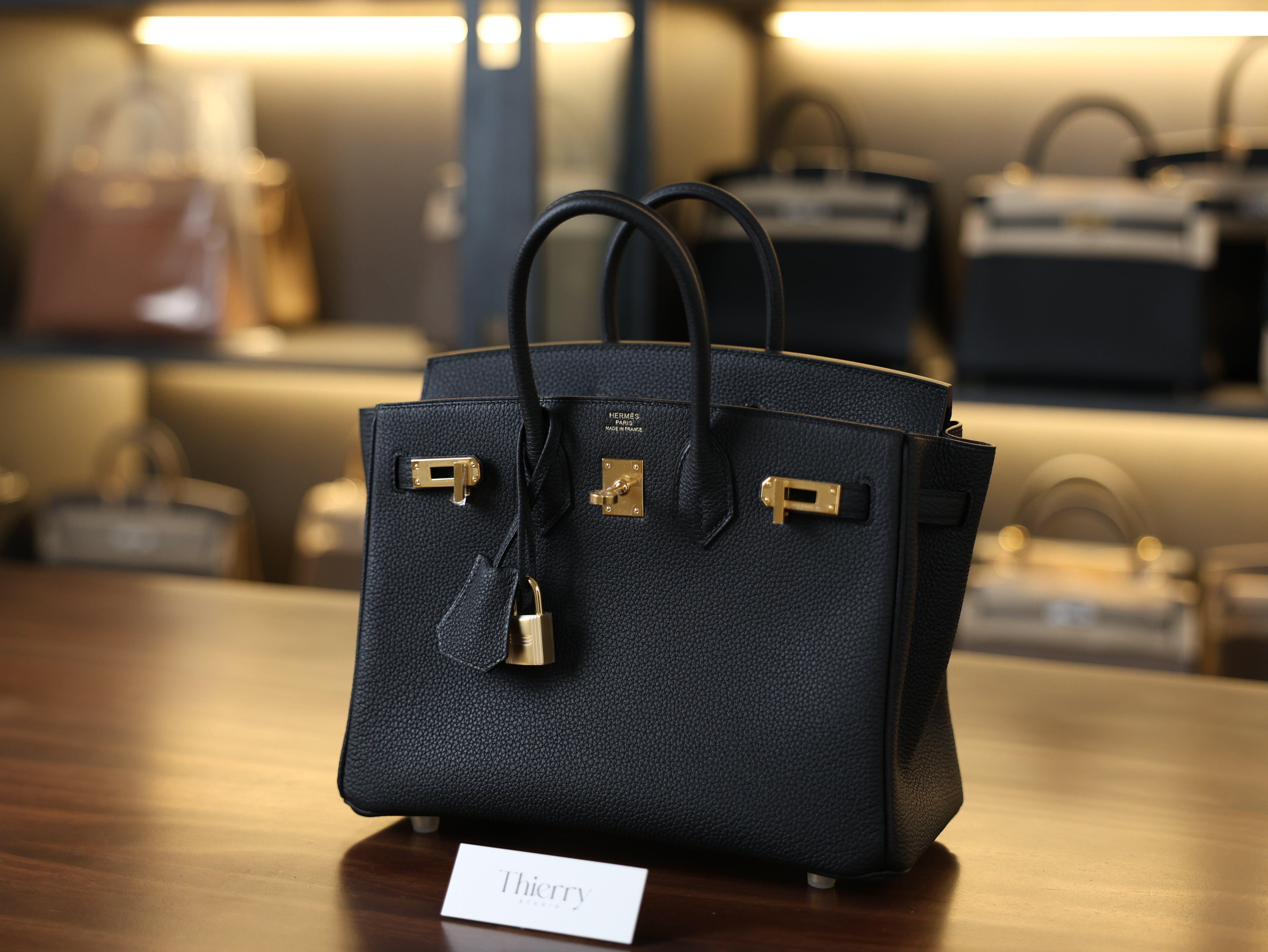 Birkin 25 togo black GHW