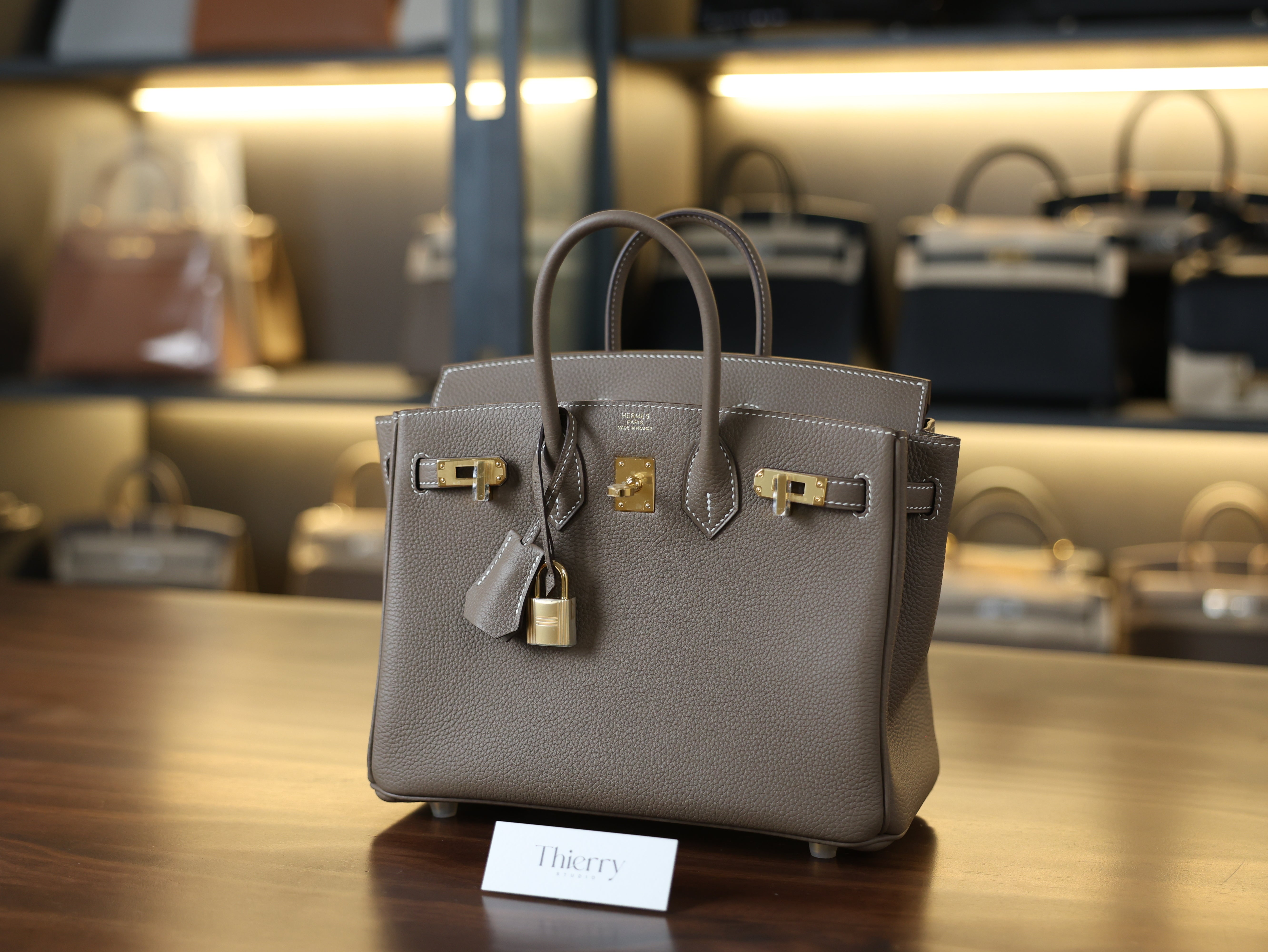 Birkin 25 togo etoupe GHW