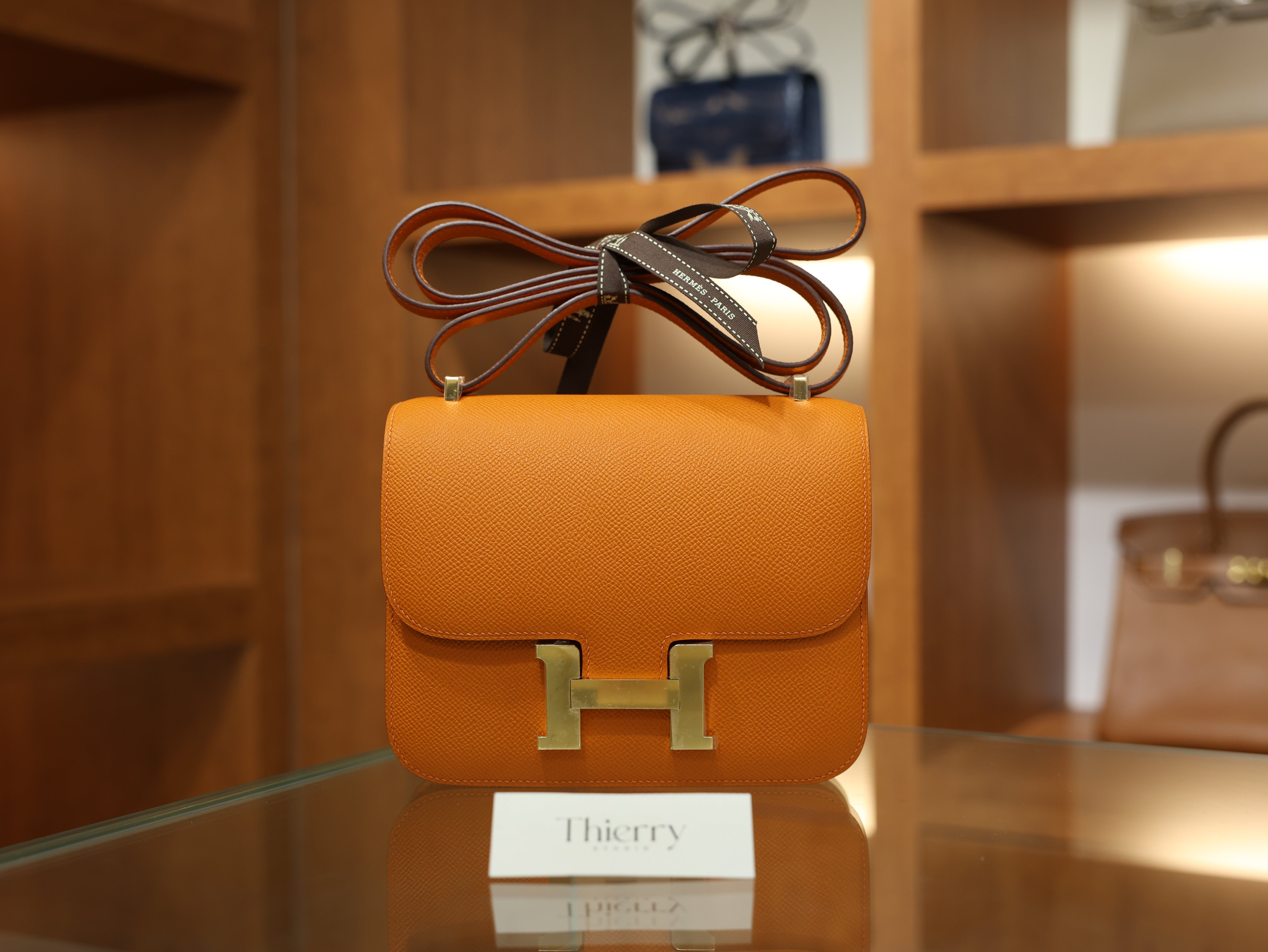 Constance 18 epsom orange GHW
