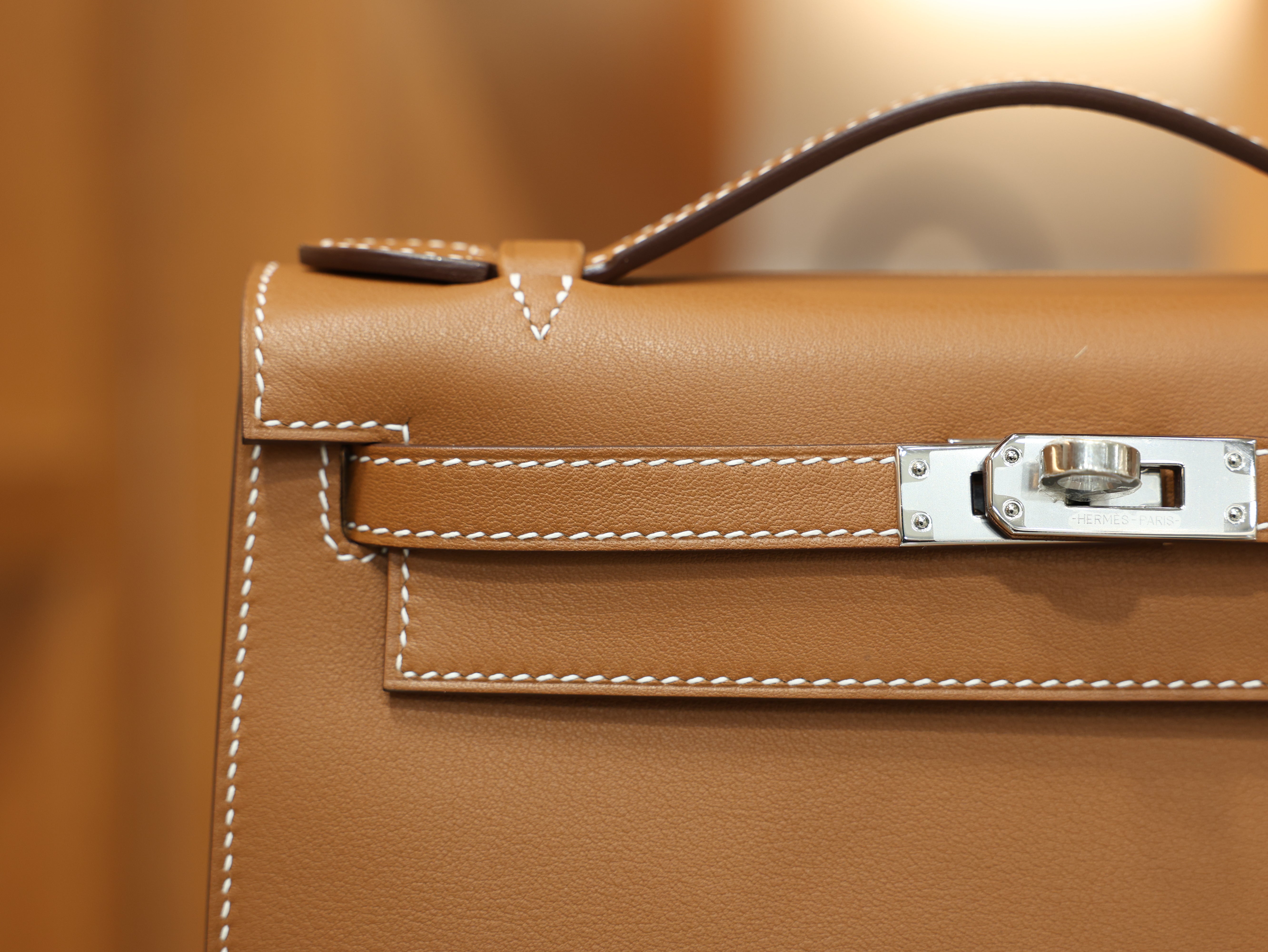 Kelly pochette swift gold PHW