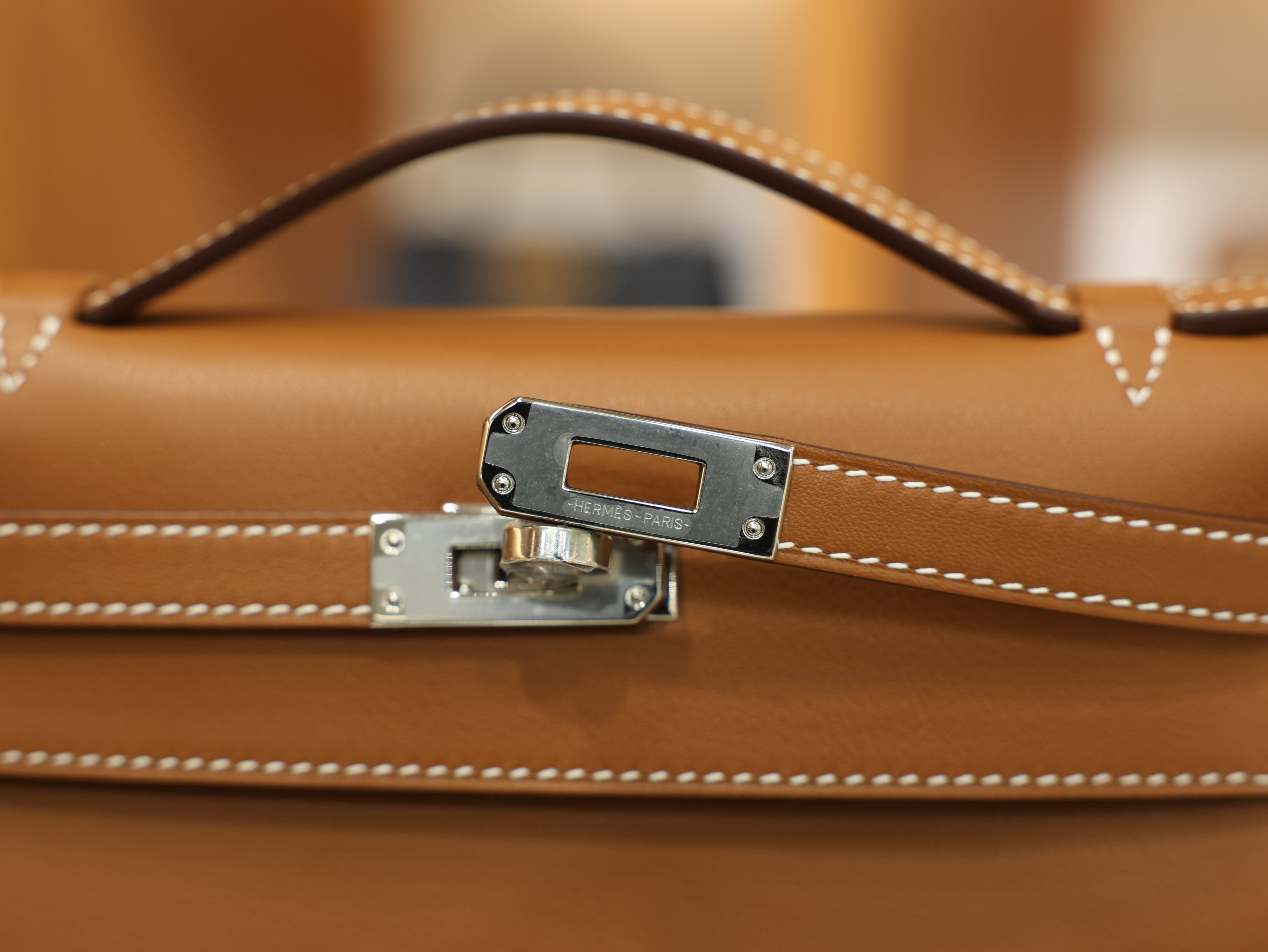 Kelly pochette swift gold PHW