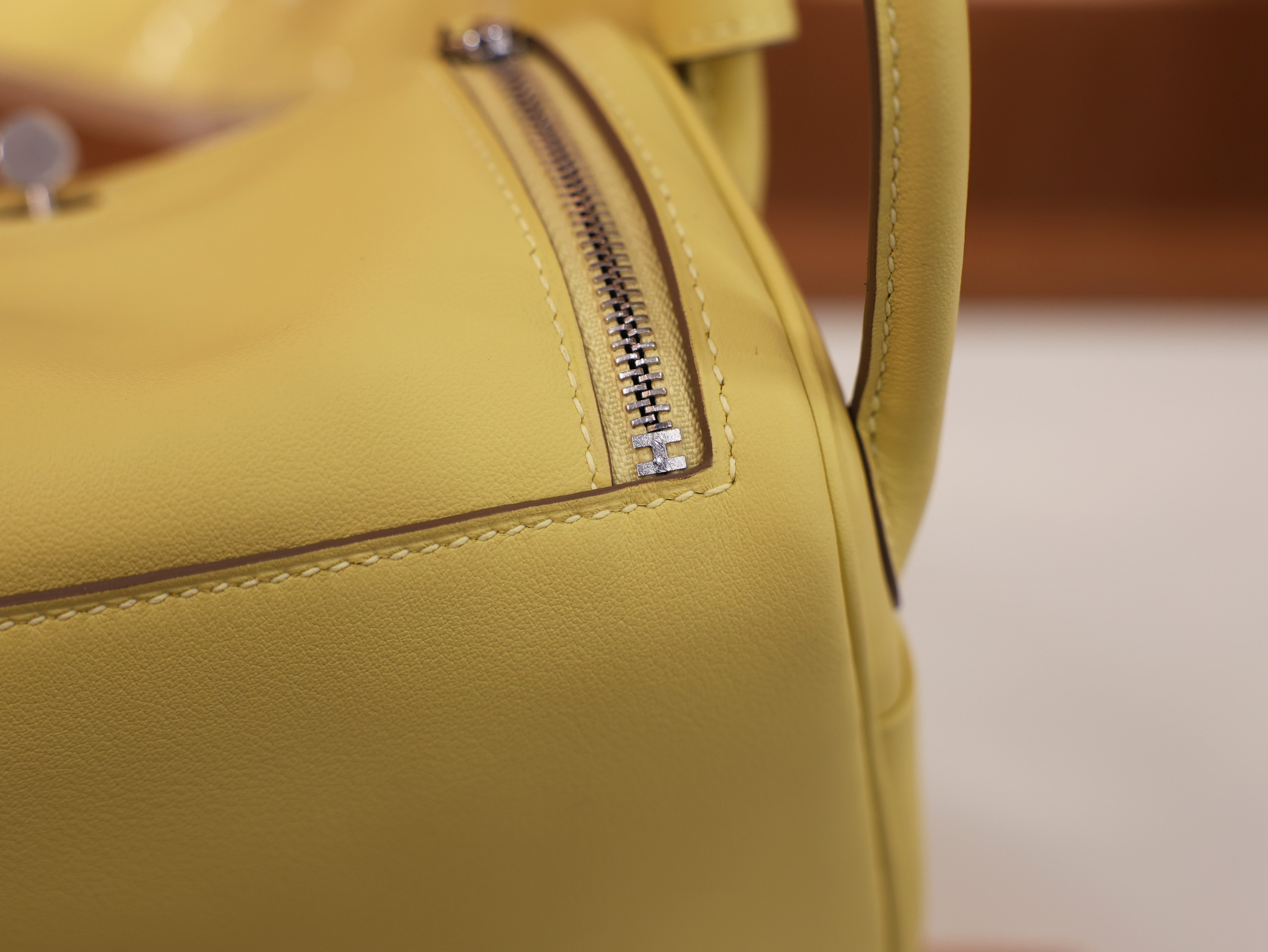 Lindy mini swift jaune poussin PHW