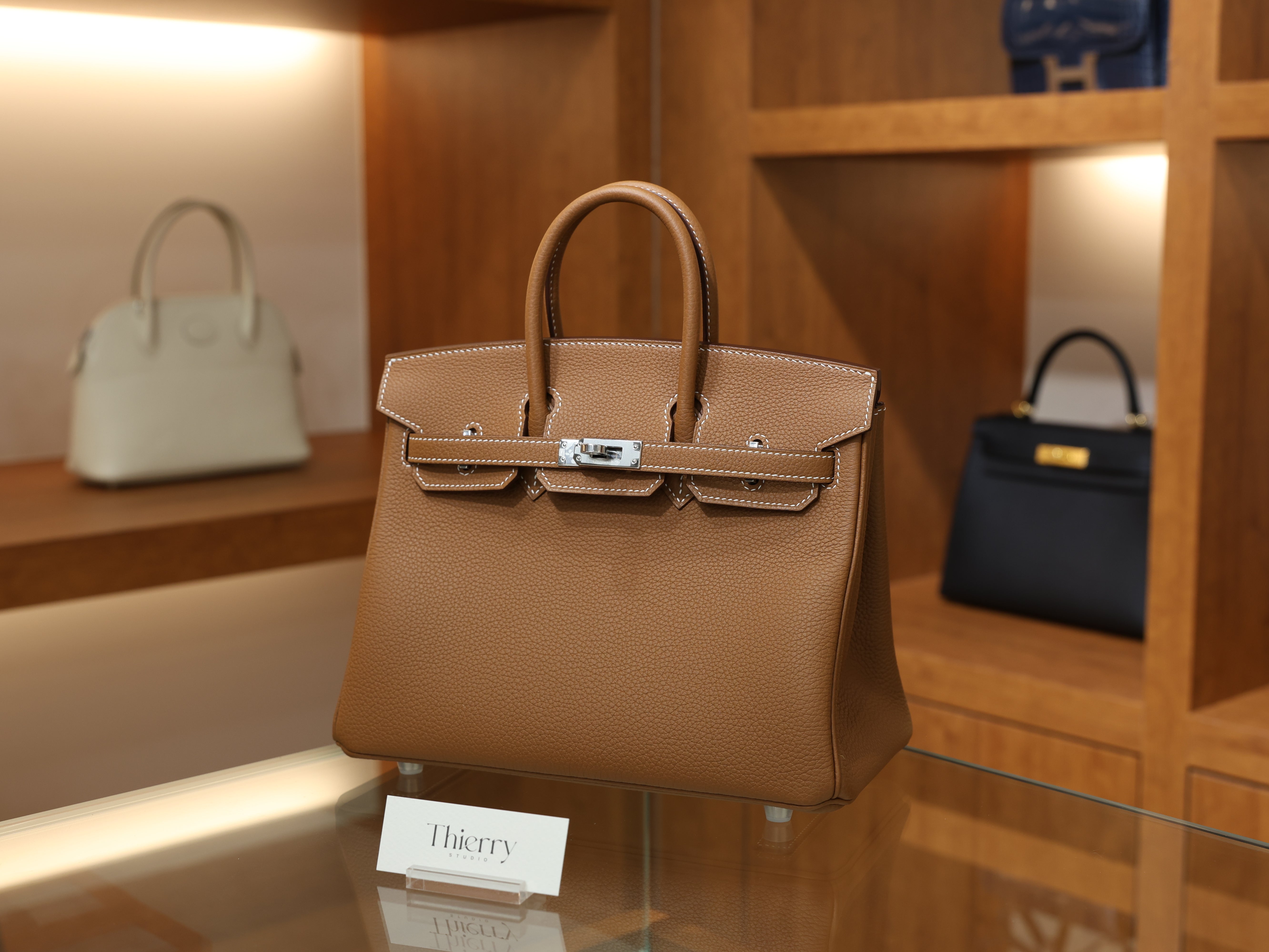 Birkin 25 togo gold PHW