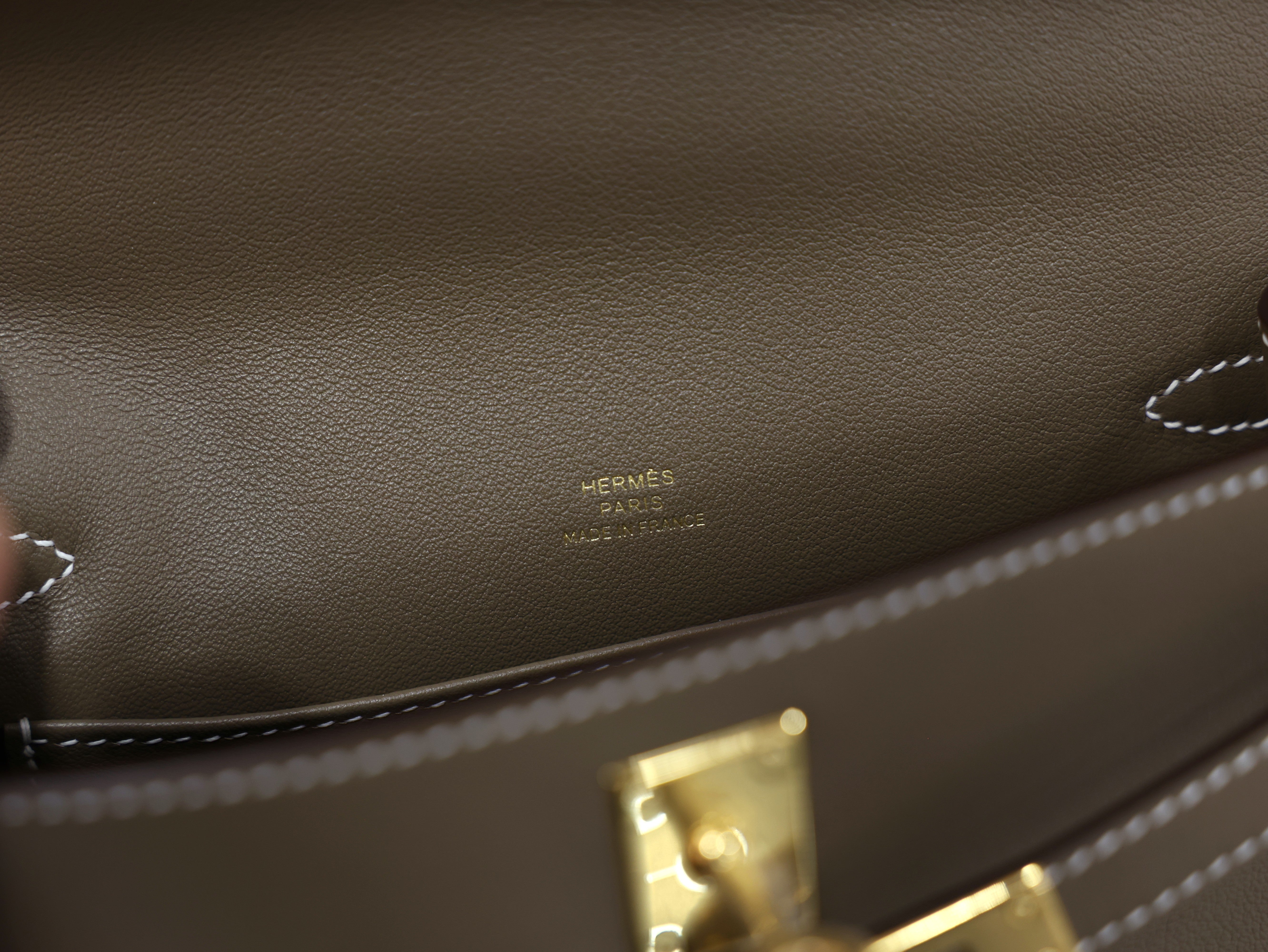 Kelly pochette swift etoupe GHW
