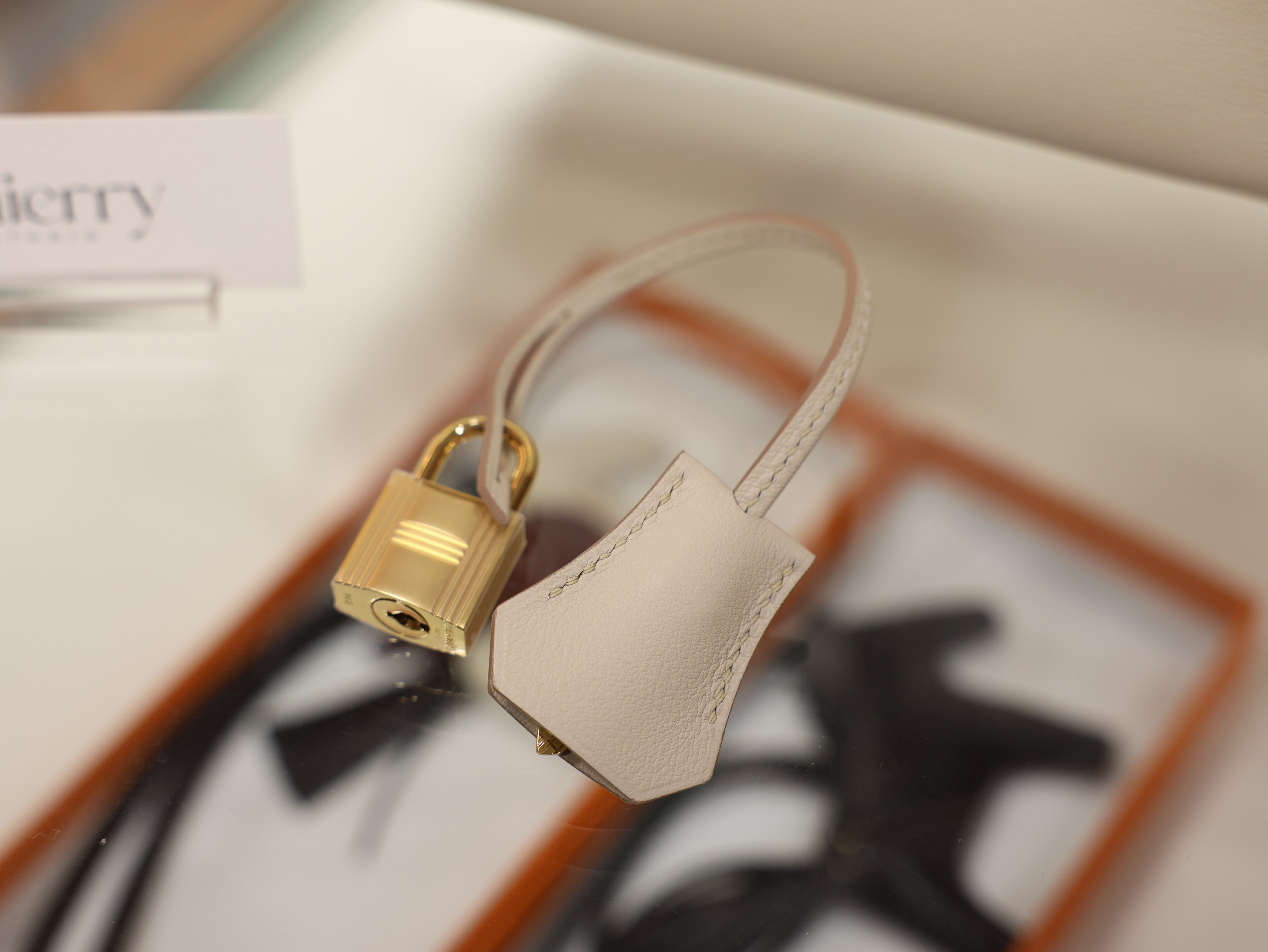 Birkin 25 swift beton GHW
