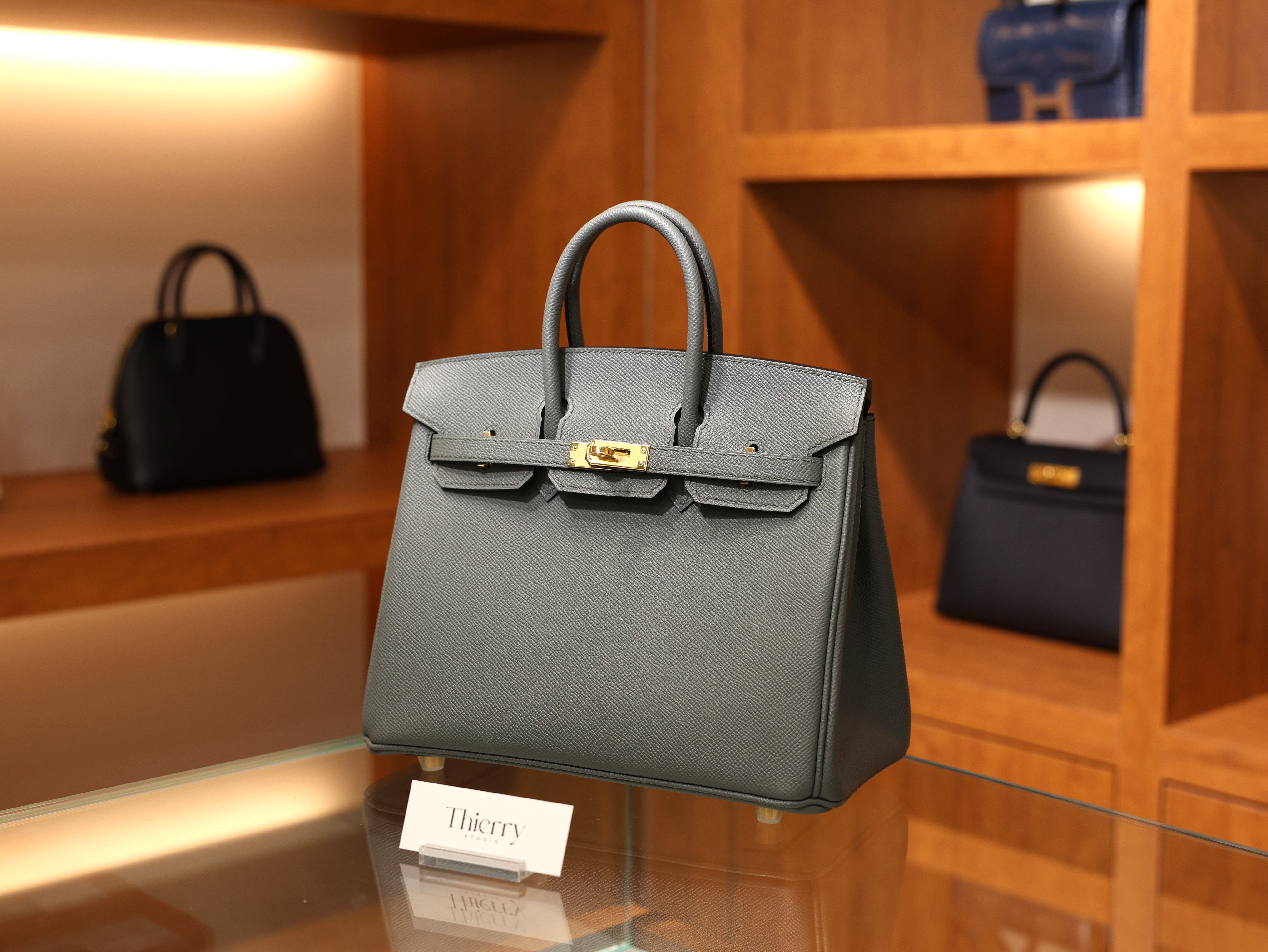 Birkin 25 togo vert amande GHW