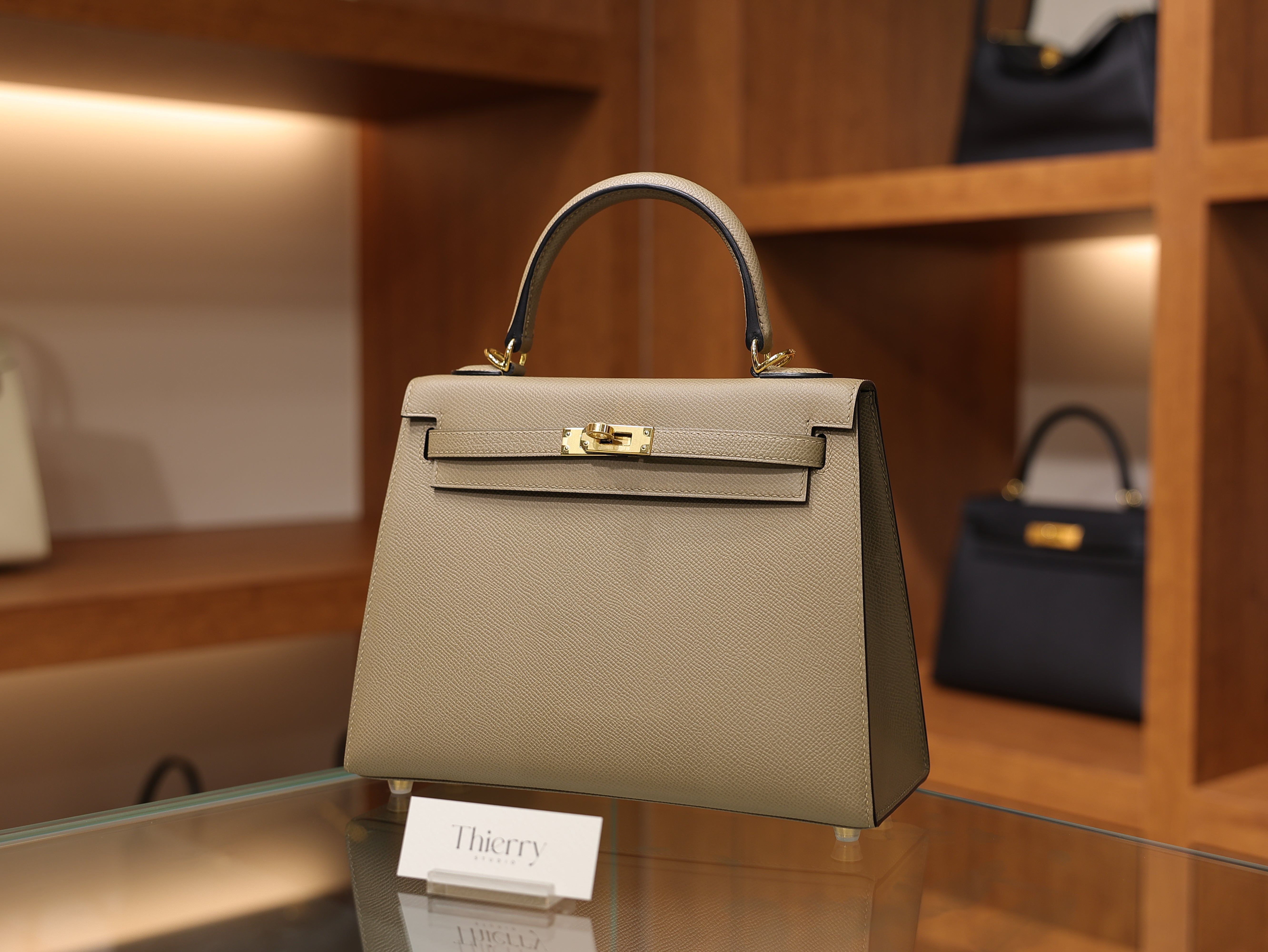 Kelly 25 epsom gris tourterelle GHW