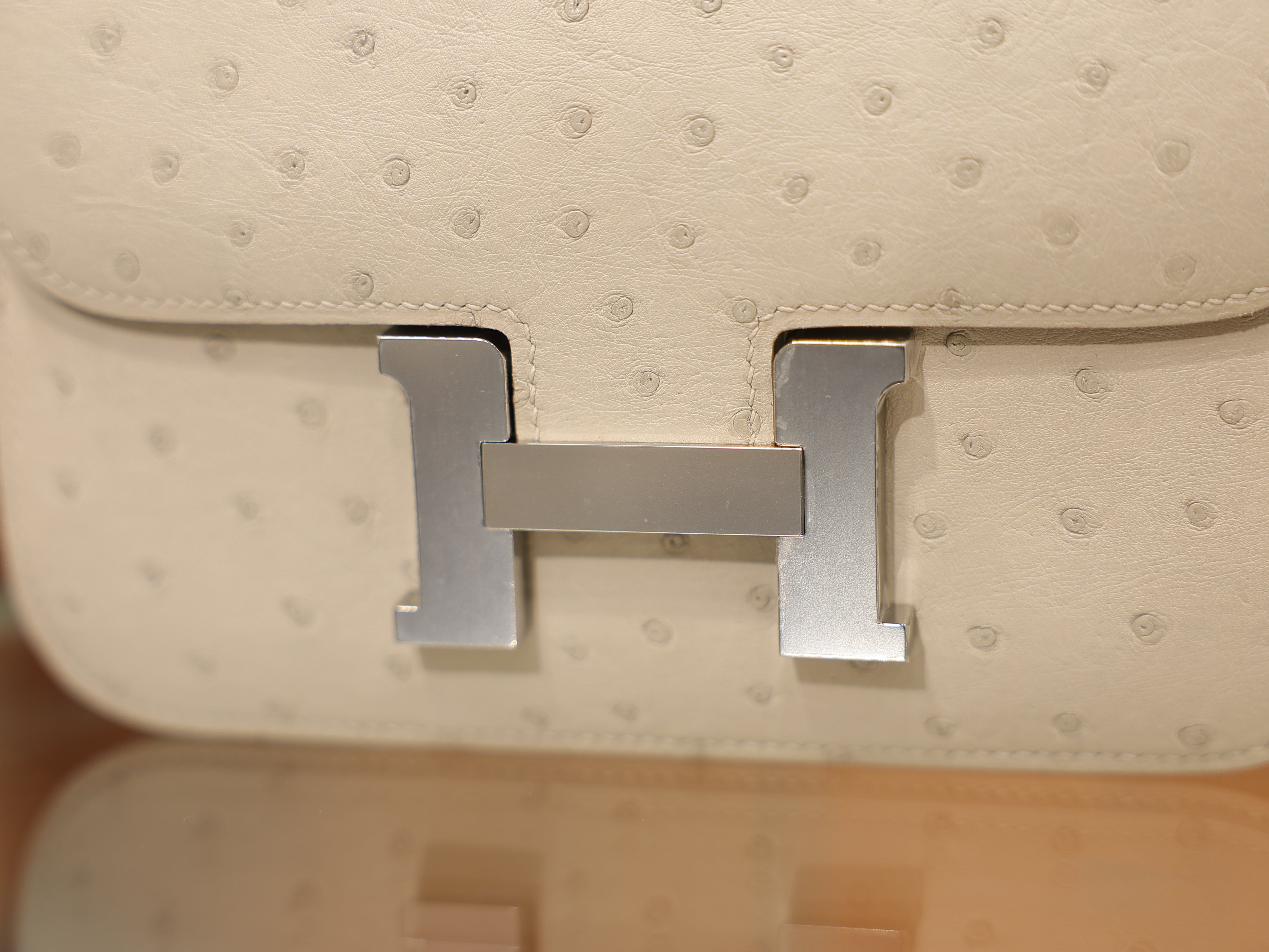 Constance 18 ostrich beton PHW