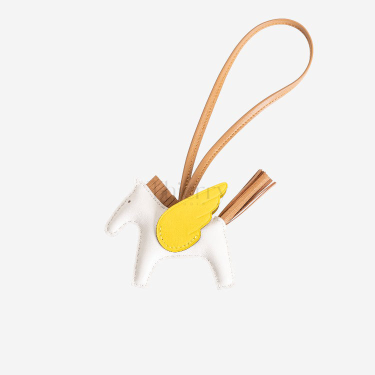 Rodeo PM charm 4