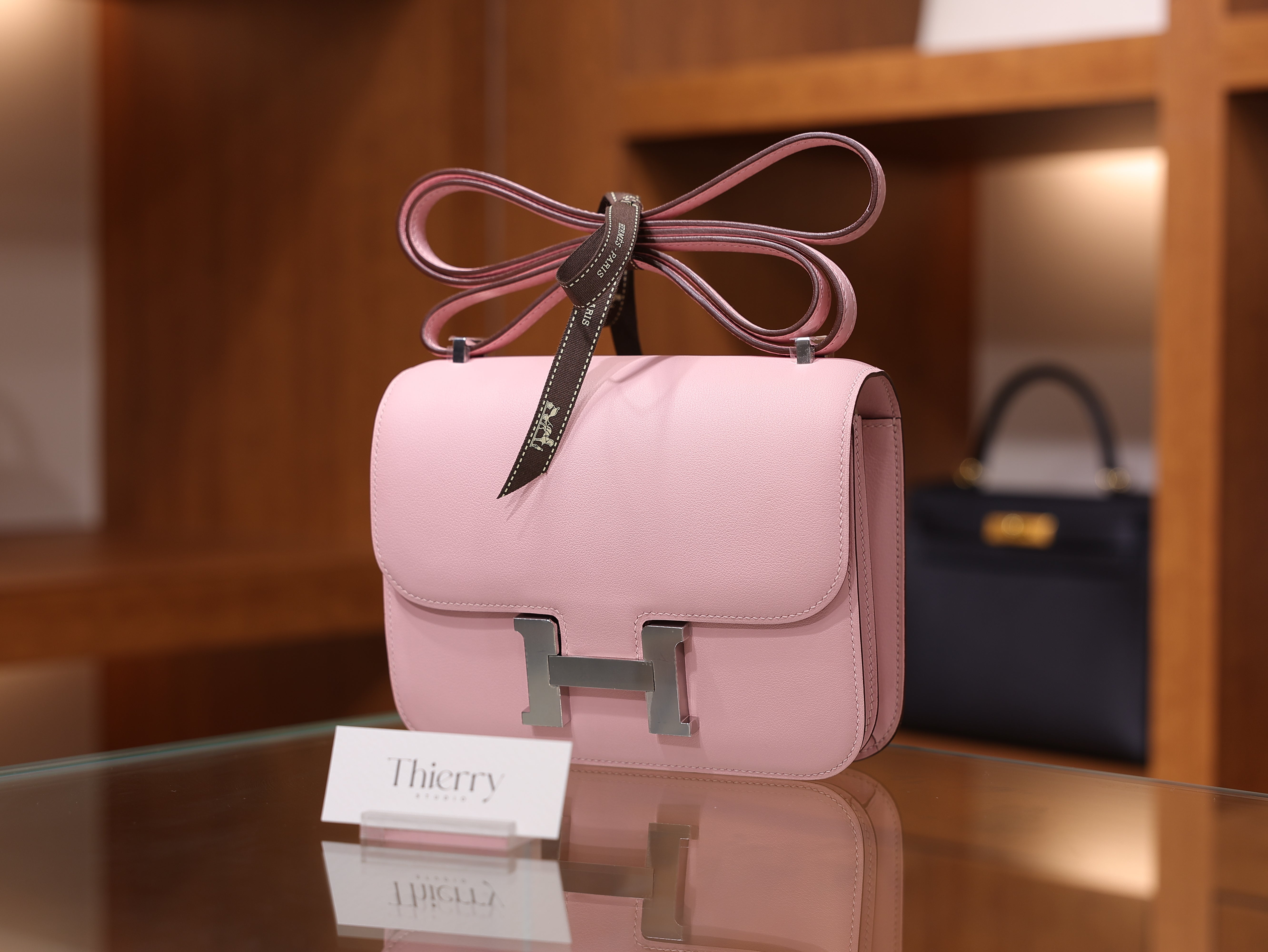 Constance 18 swift rose sakura PHW