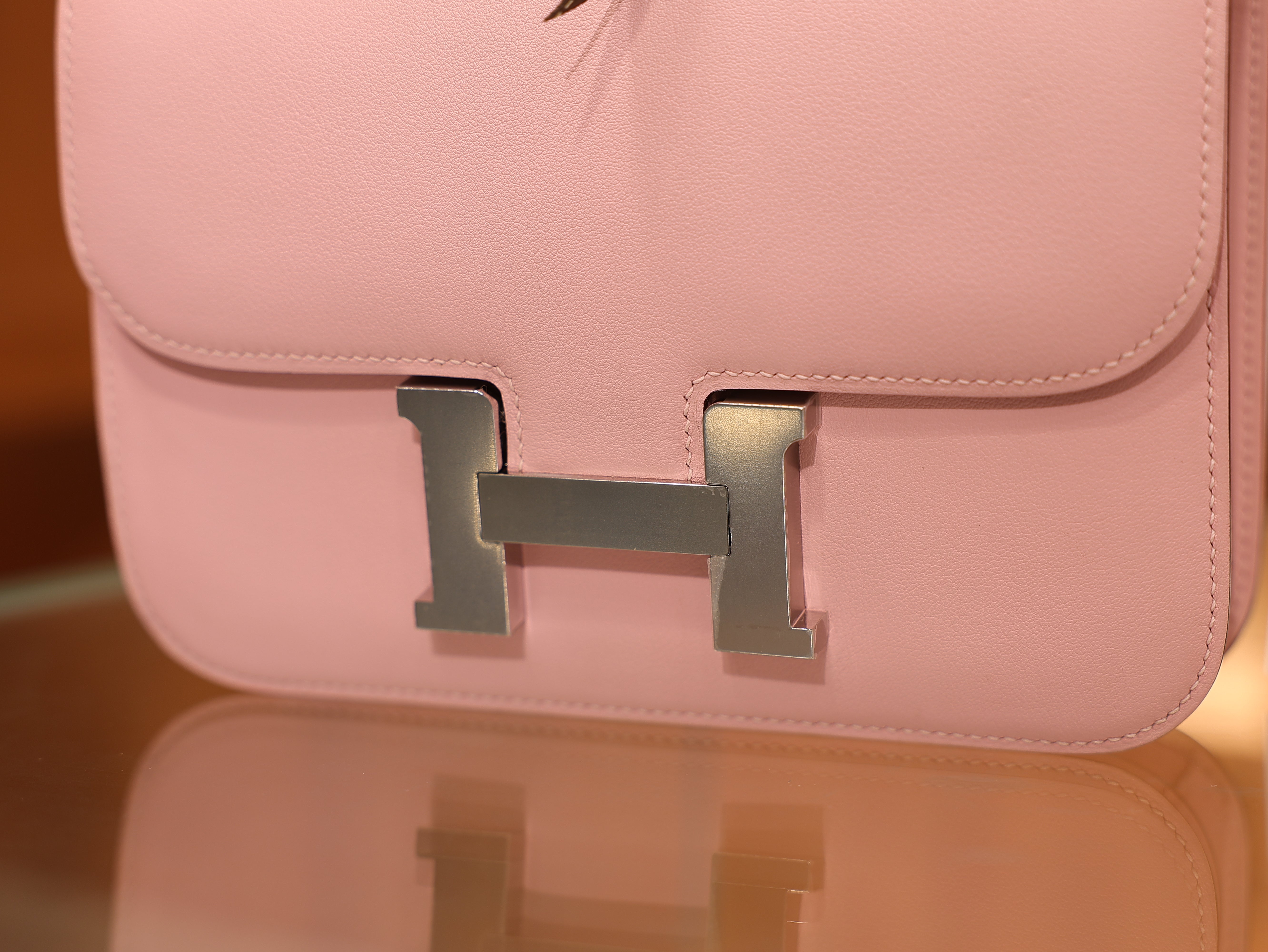 Constance 18 swift rose sakura PHW