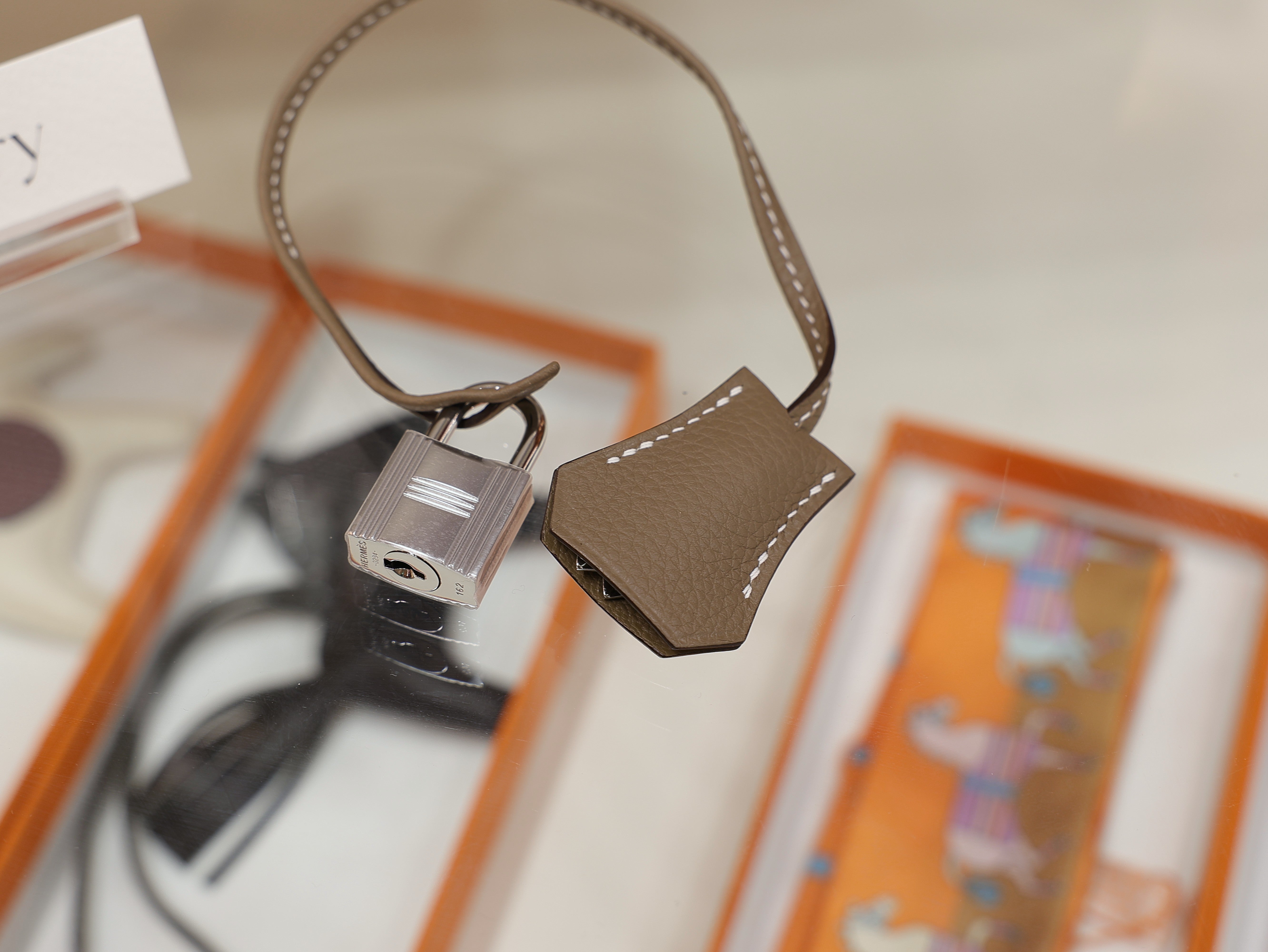 Birkin 35 togo etoupe PHW