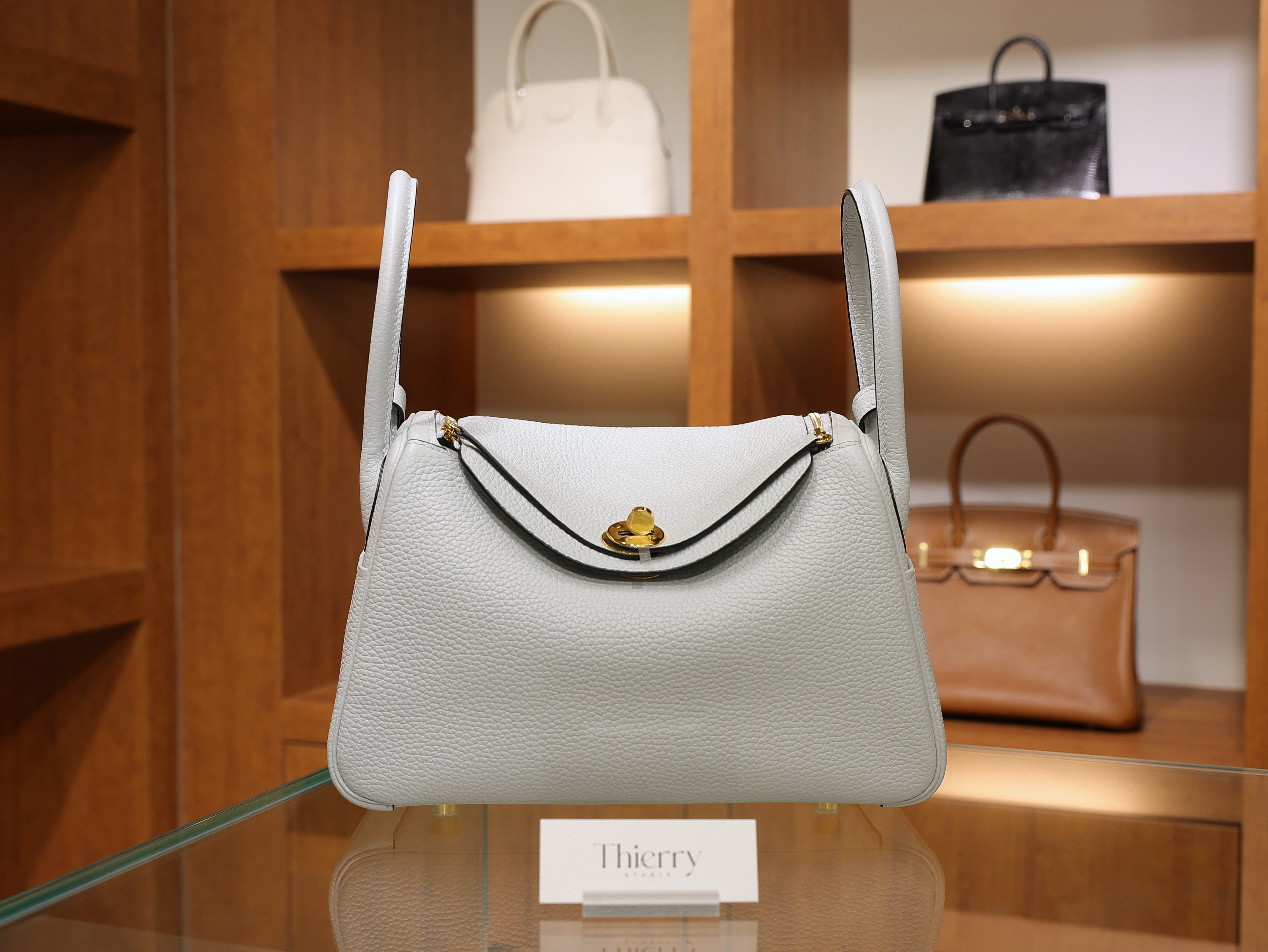 Lindy 26 clemence blue pale GHW
