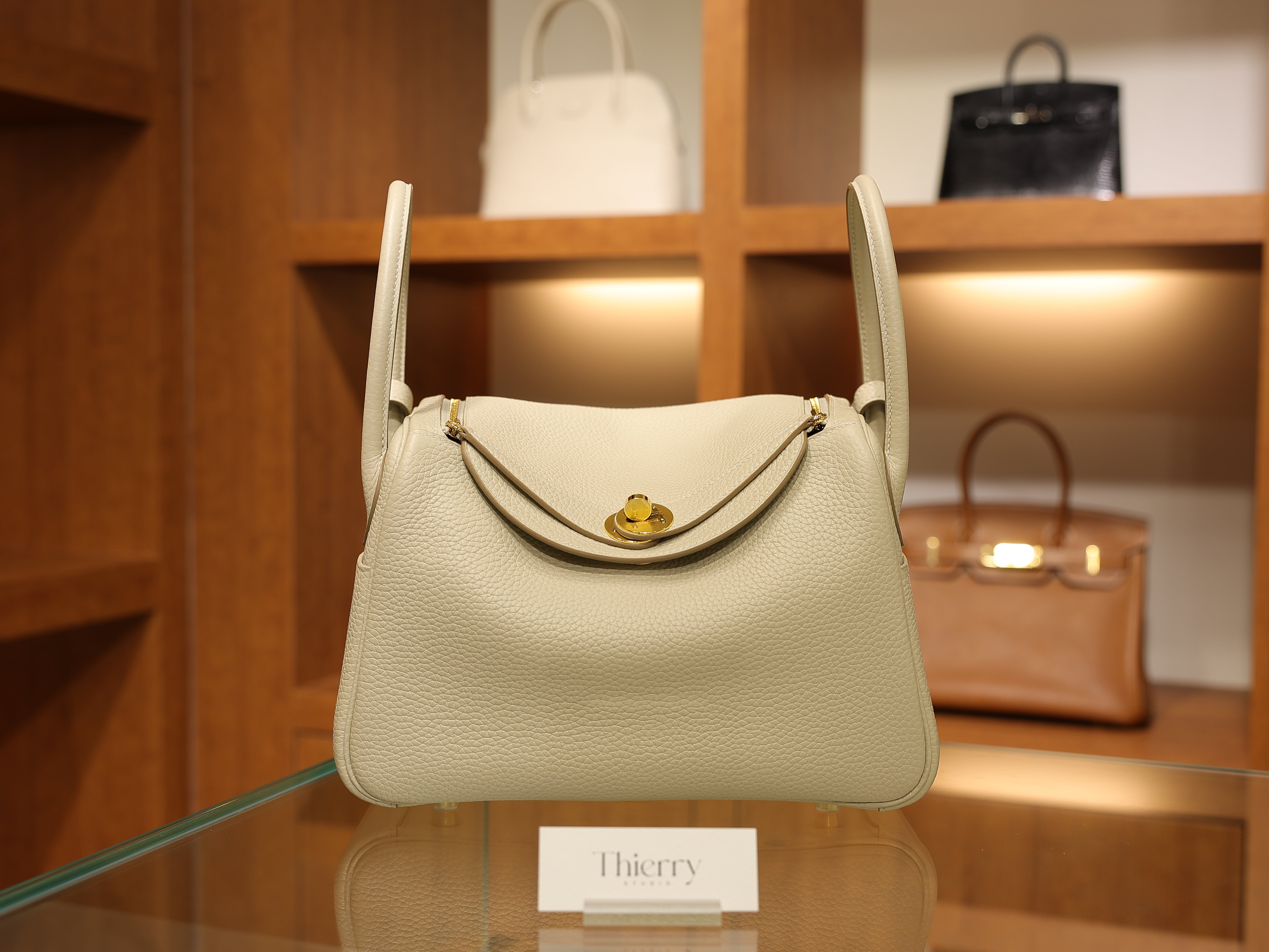 Lindy 26 clemence beton GHW