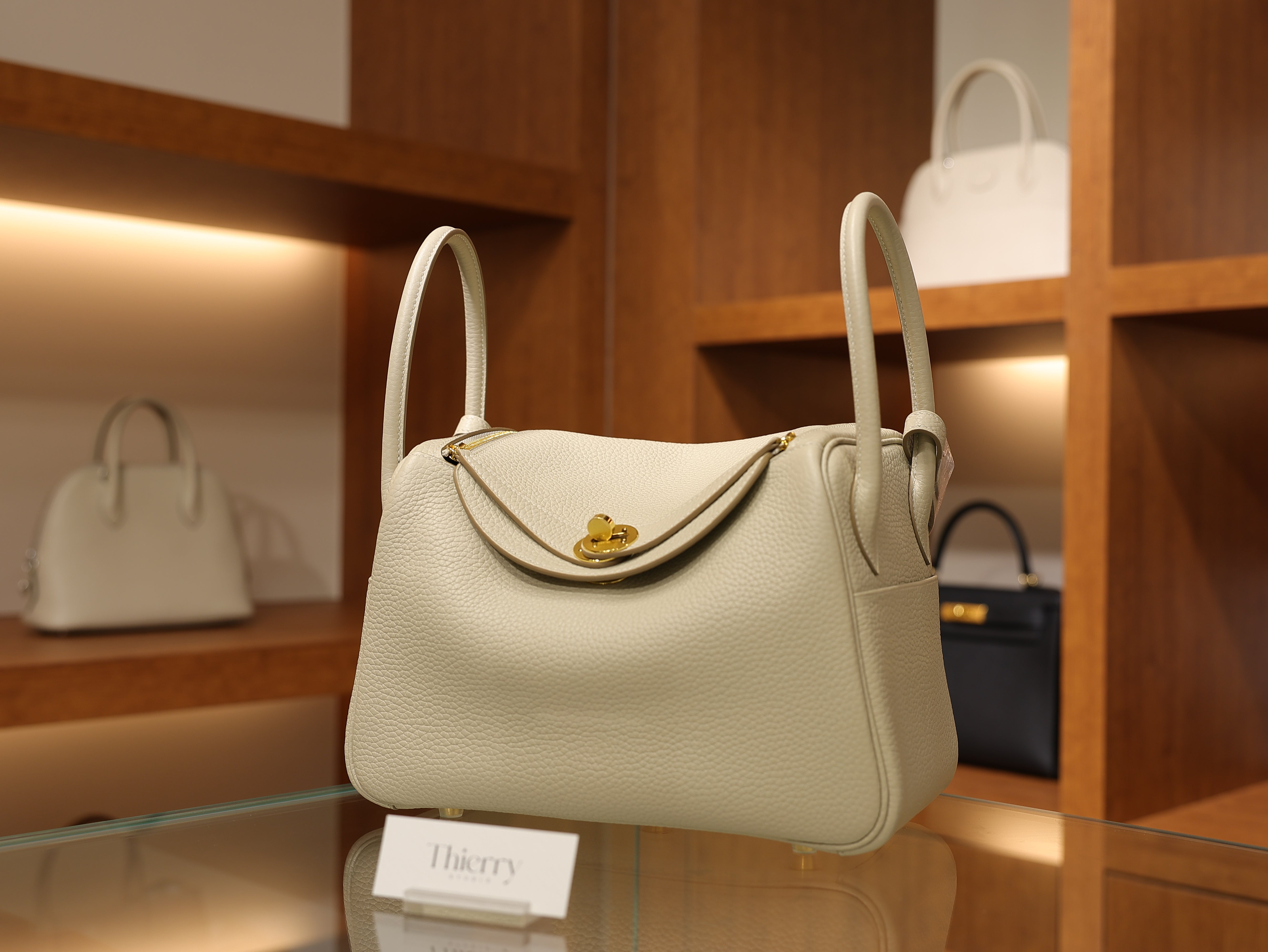 Lindy 26 clemence beton GHW