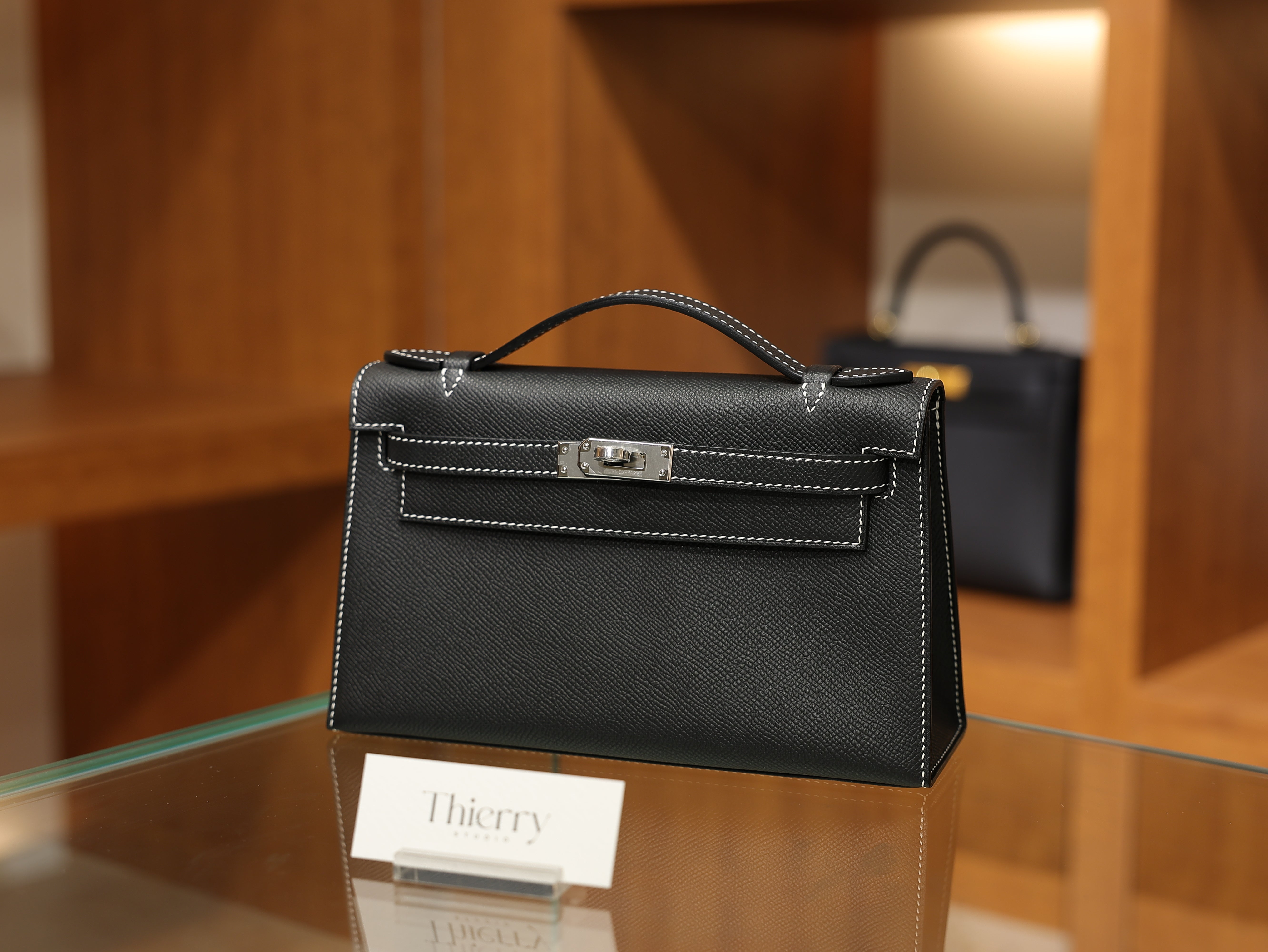 Kelly pochette epsom black & gris perle PHW (HSS)