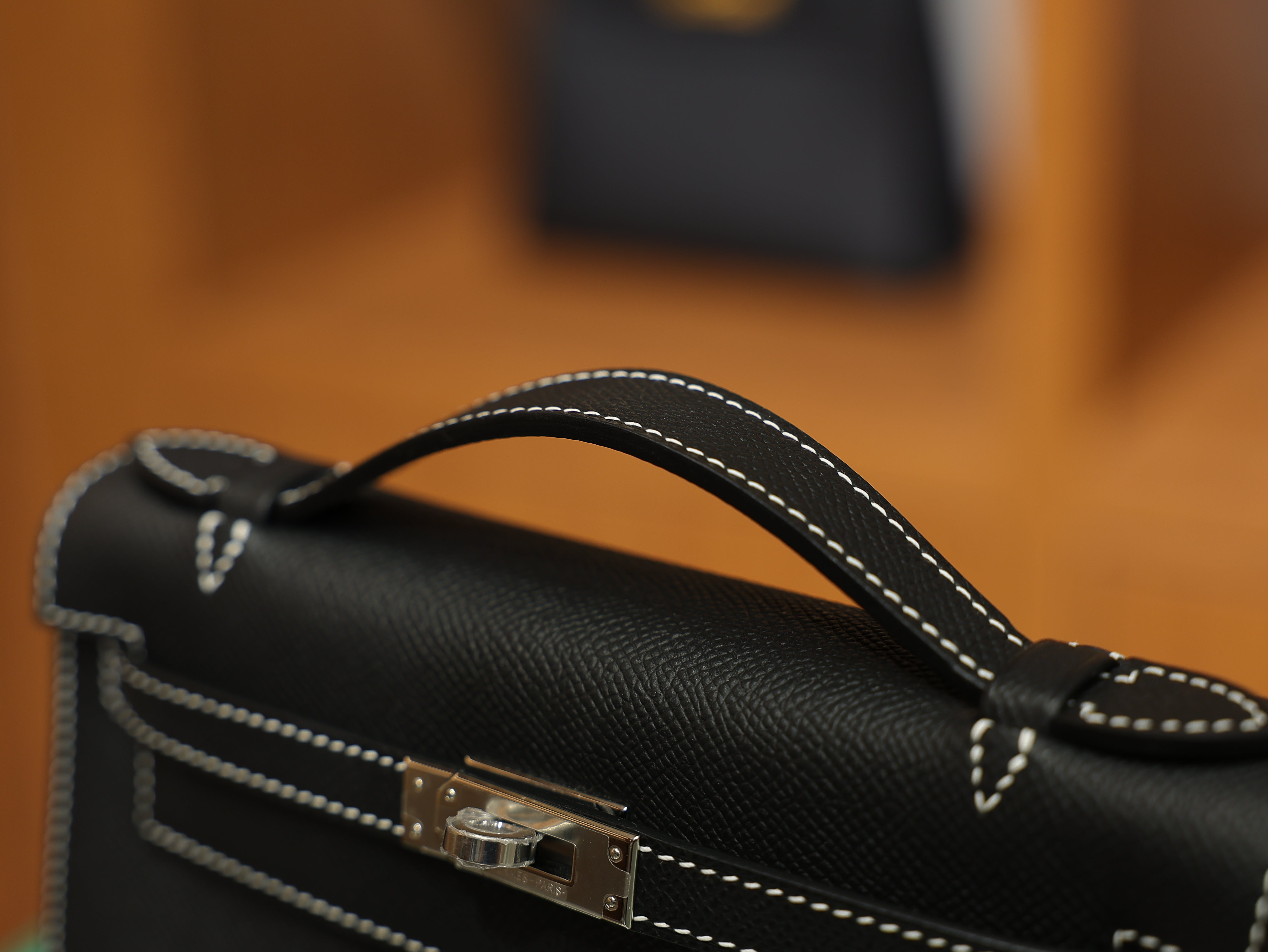 Kelly pochette epsom black & gris perle PHW (HSS)