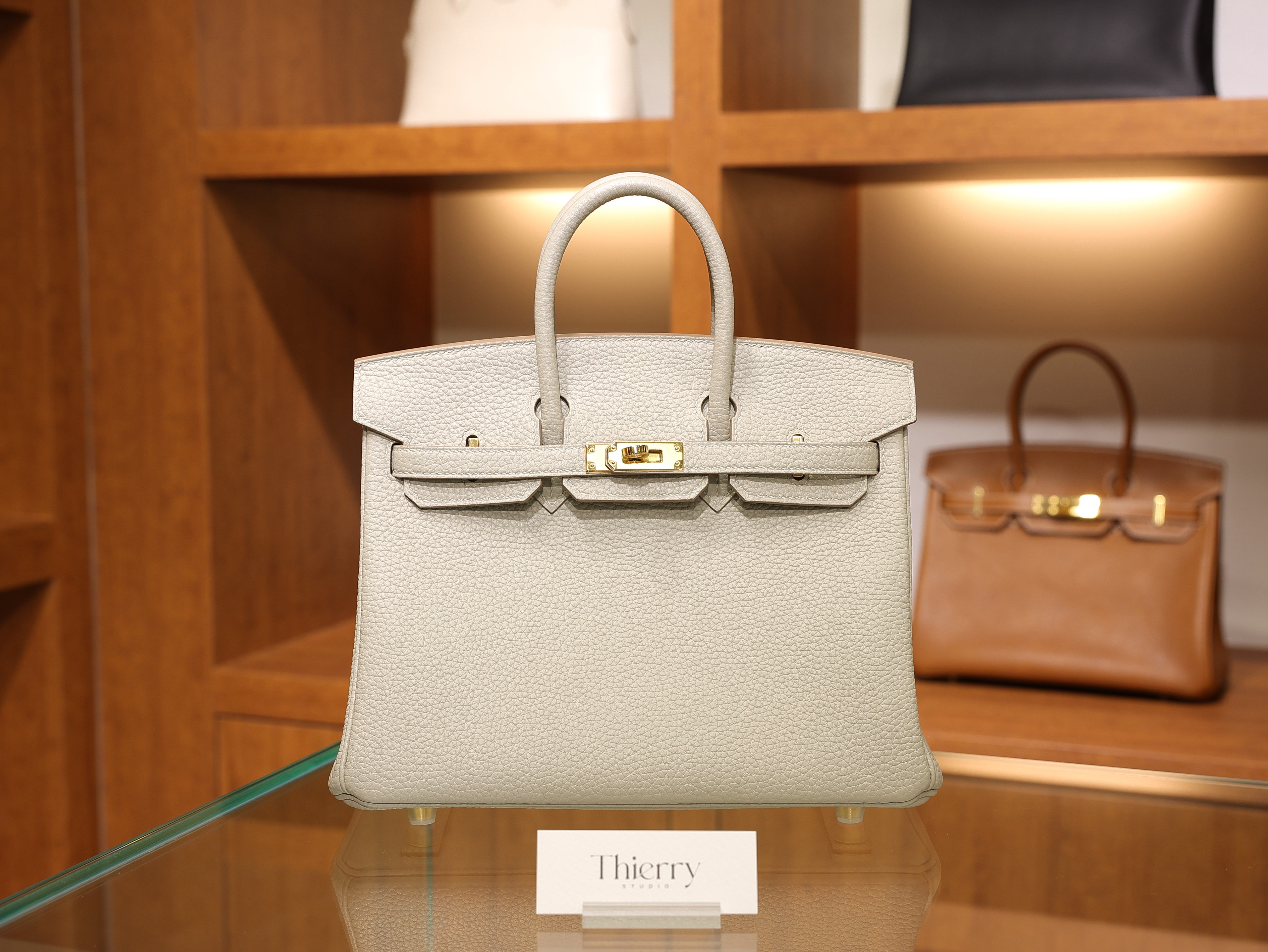 Birkin 25 clemence gris pale GHW