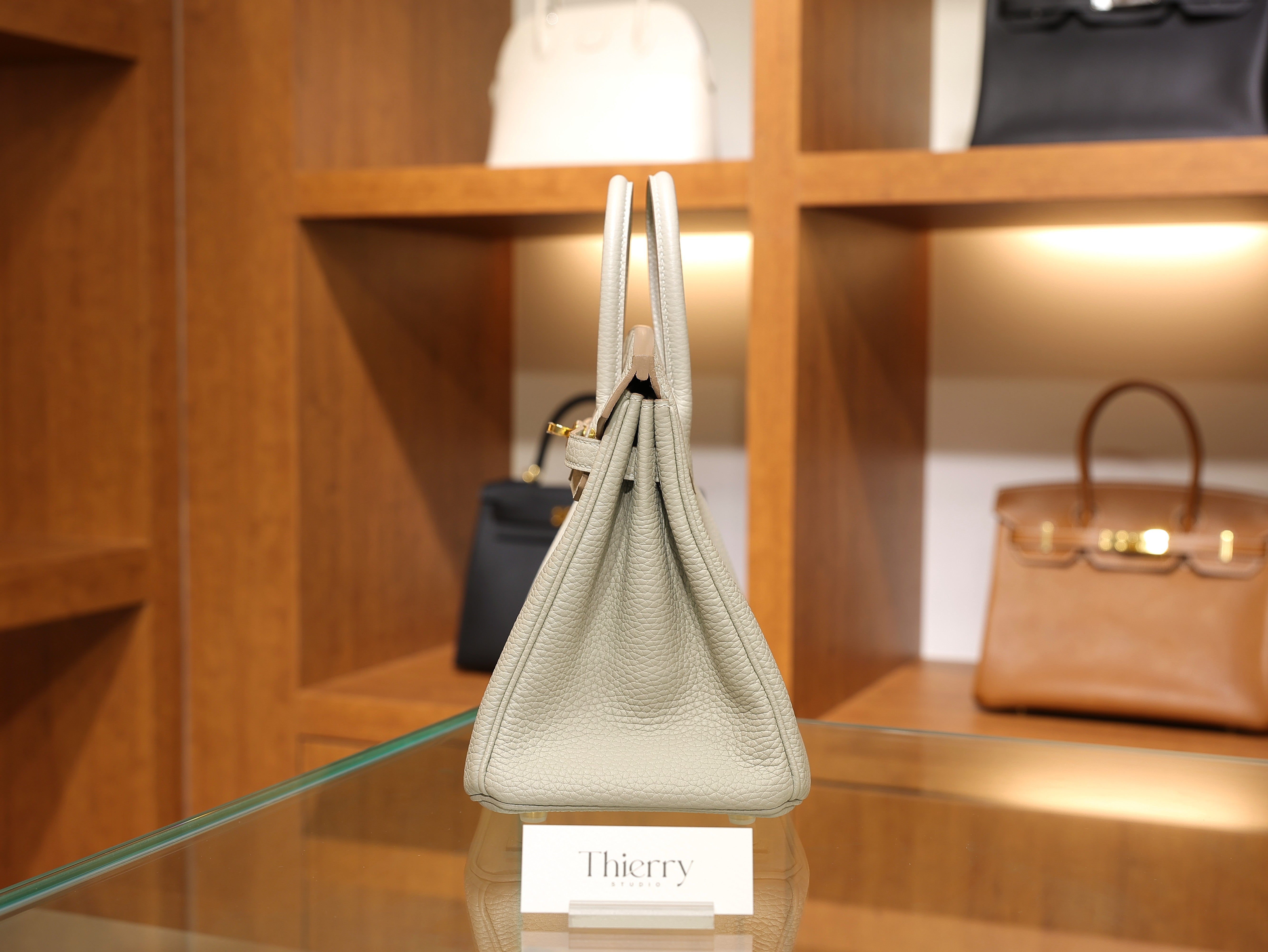 Birkin 25 clemence gris pale GHW