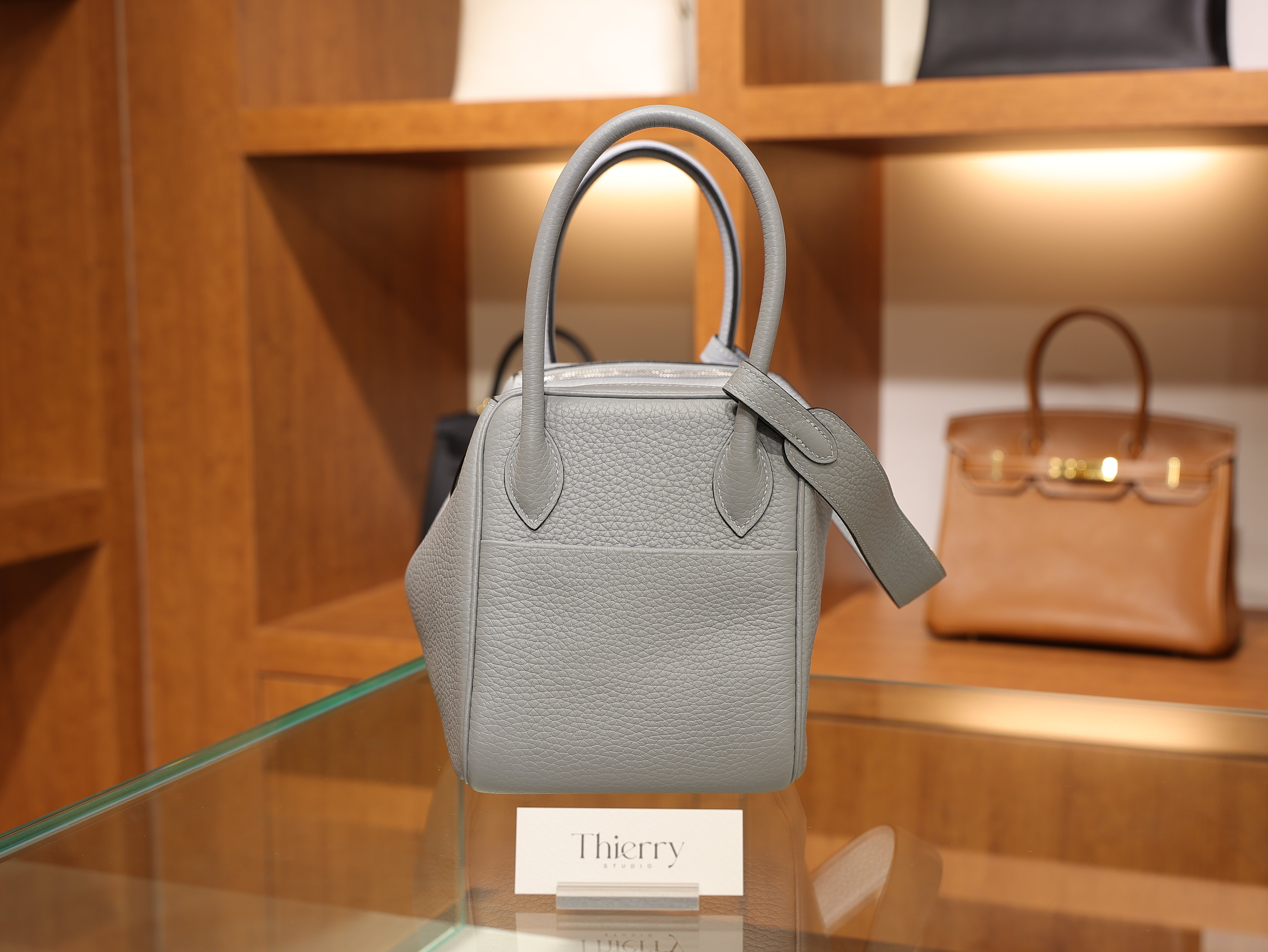 Lindy 26 clemence gris pantin PHW