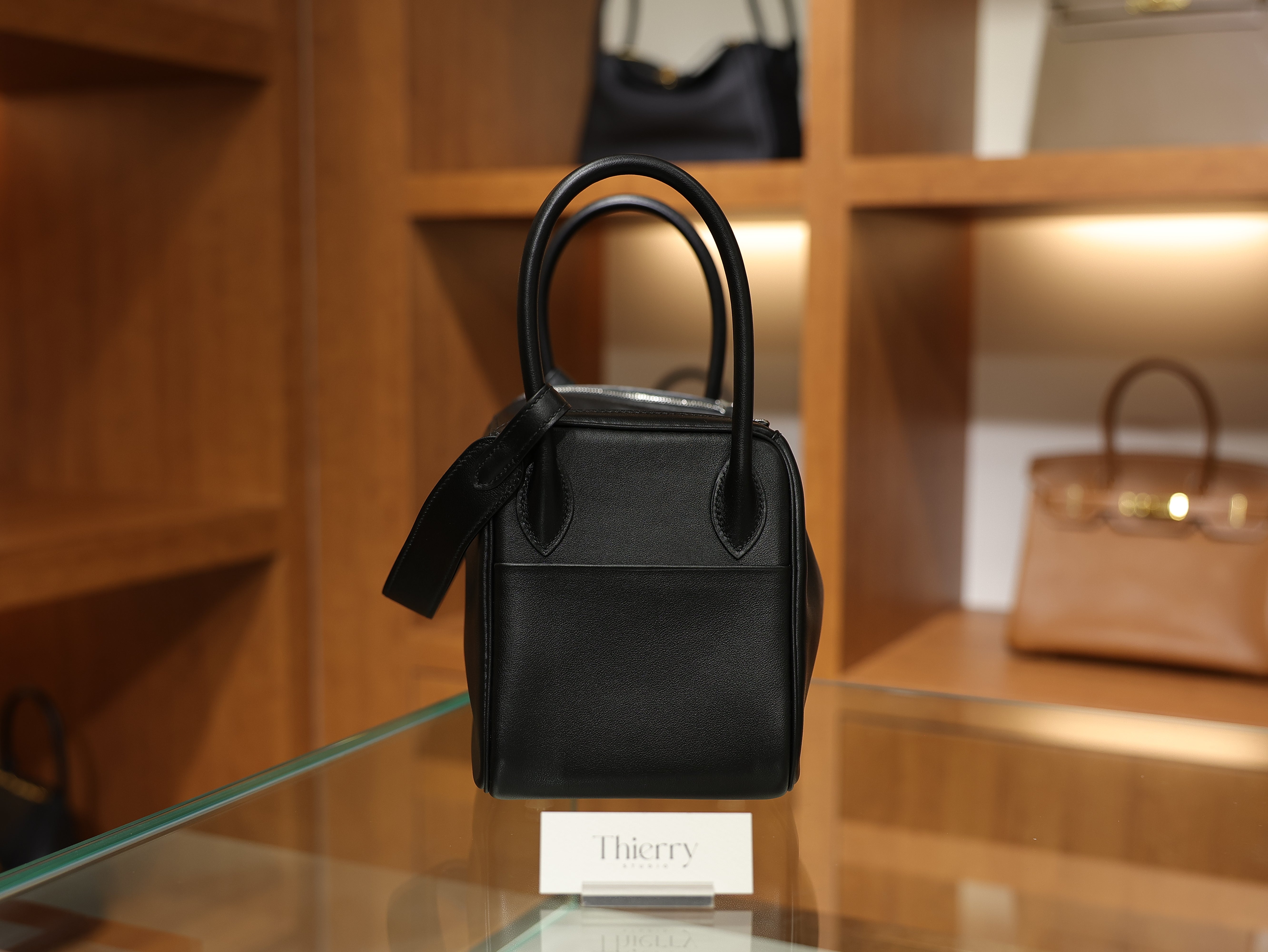 Lindy 26 swift black PHW